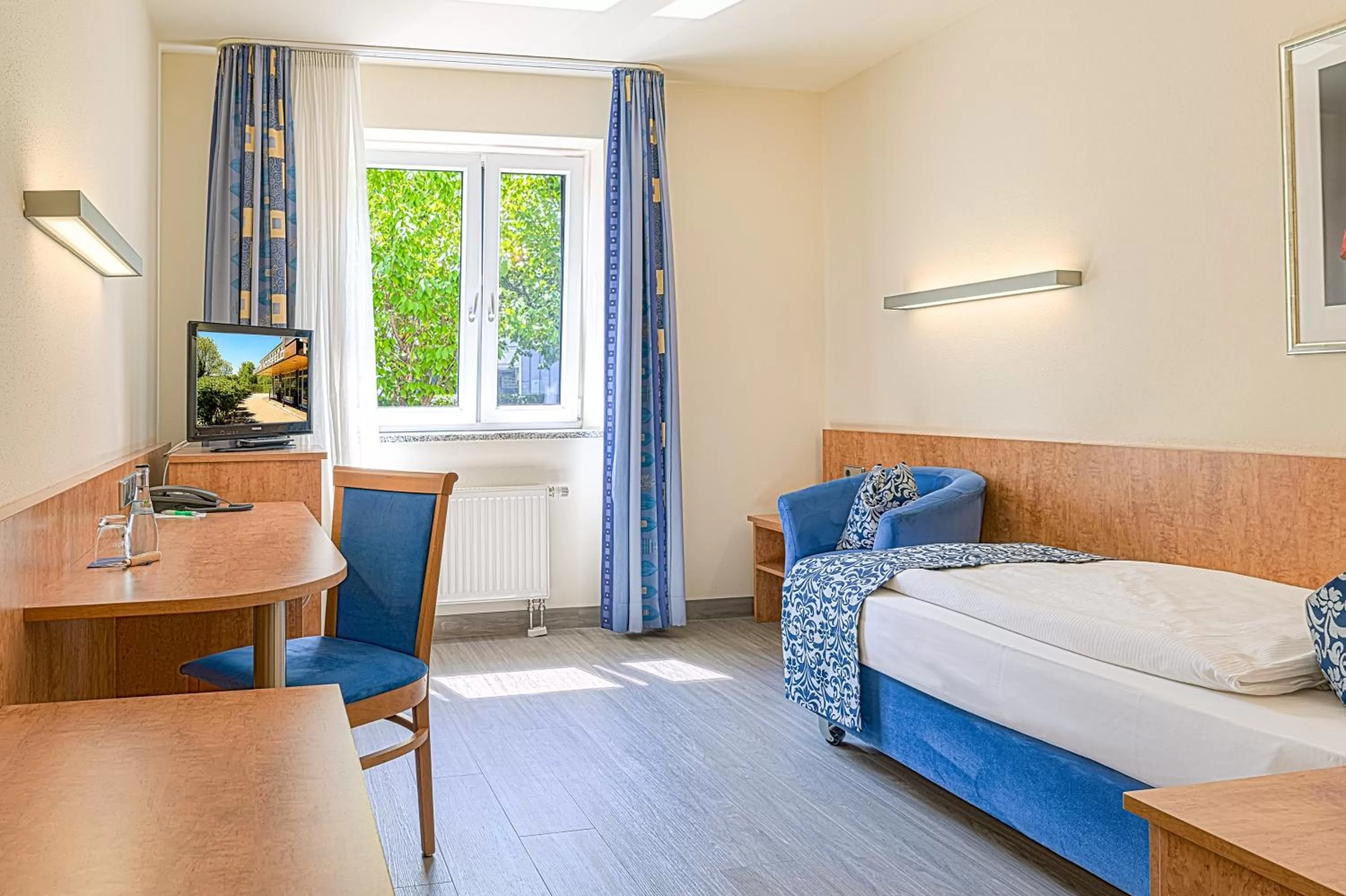 Comfort Single Room in Hotel Am Moosfeld