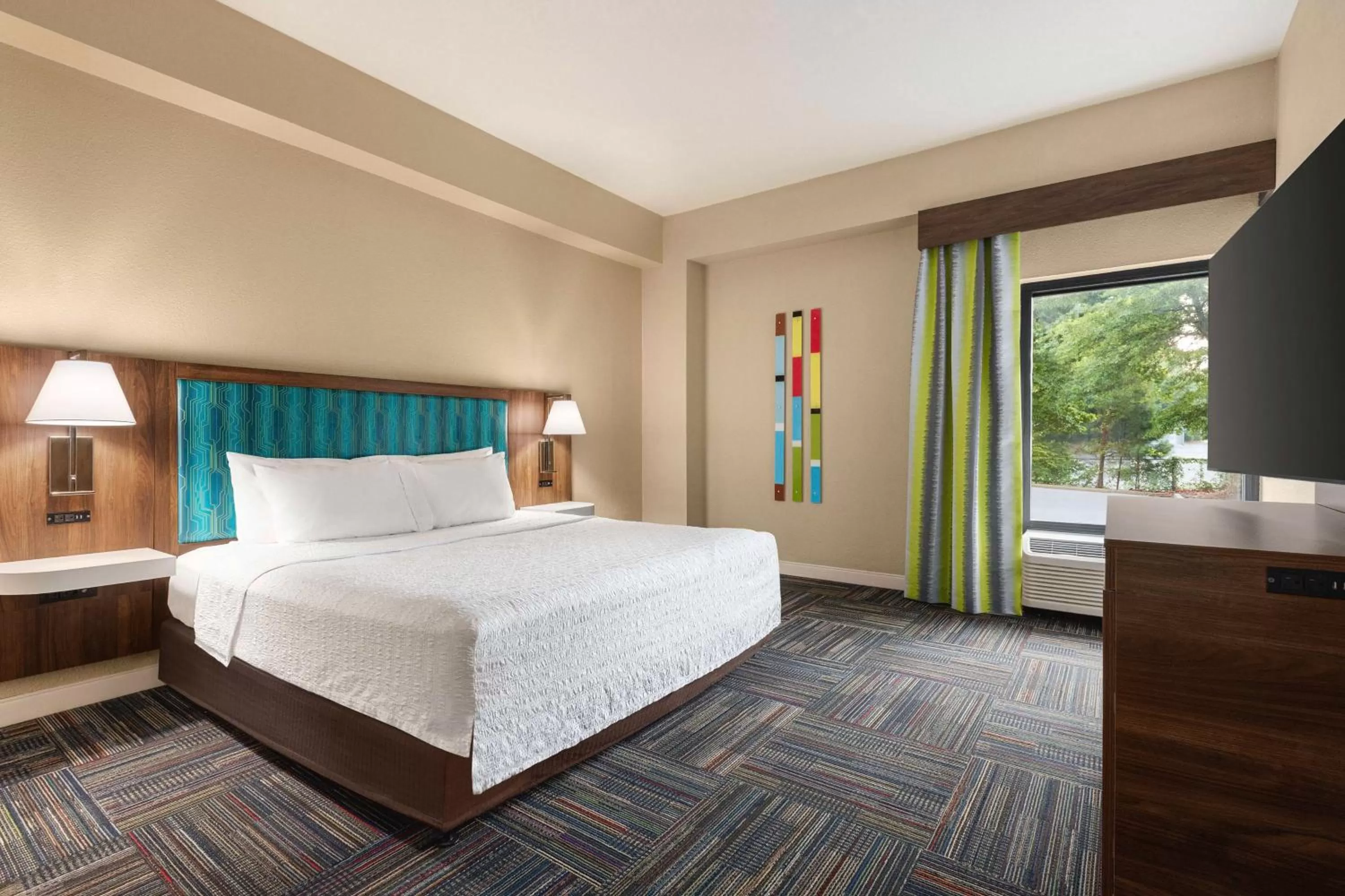 King Room - Mobility Access/Non-Smoking in Hampton Inn Atlanta-Stone Mountain