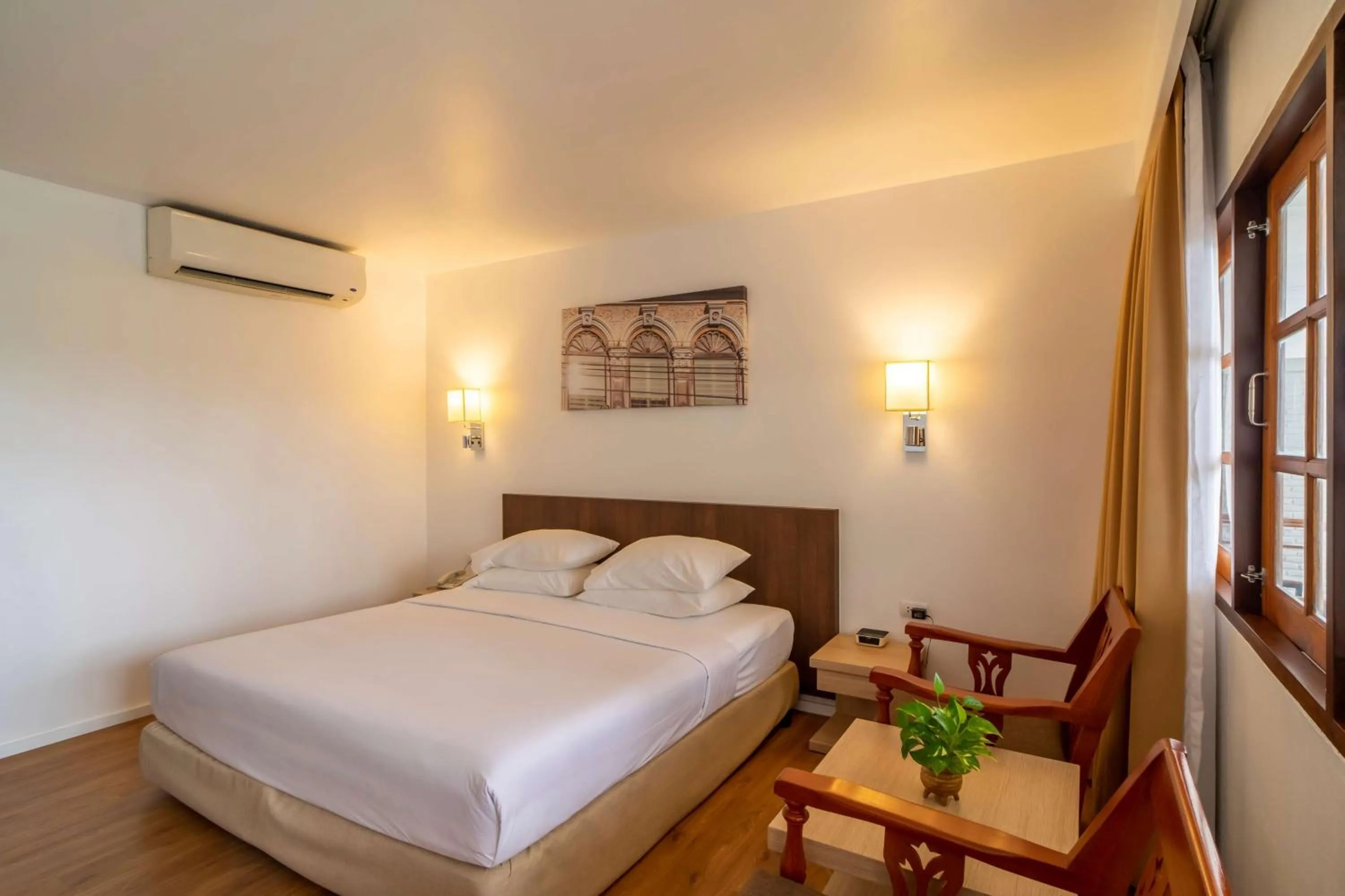 Superior King Room with Partial Ocean View in Best Western Phuket Ocean Resort