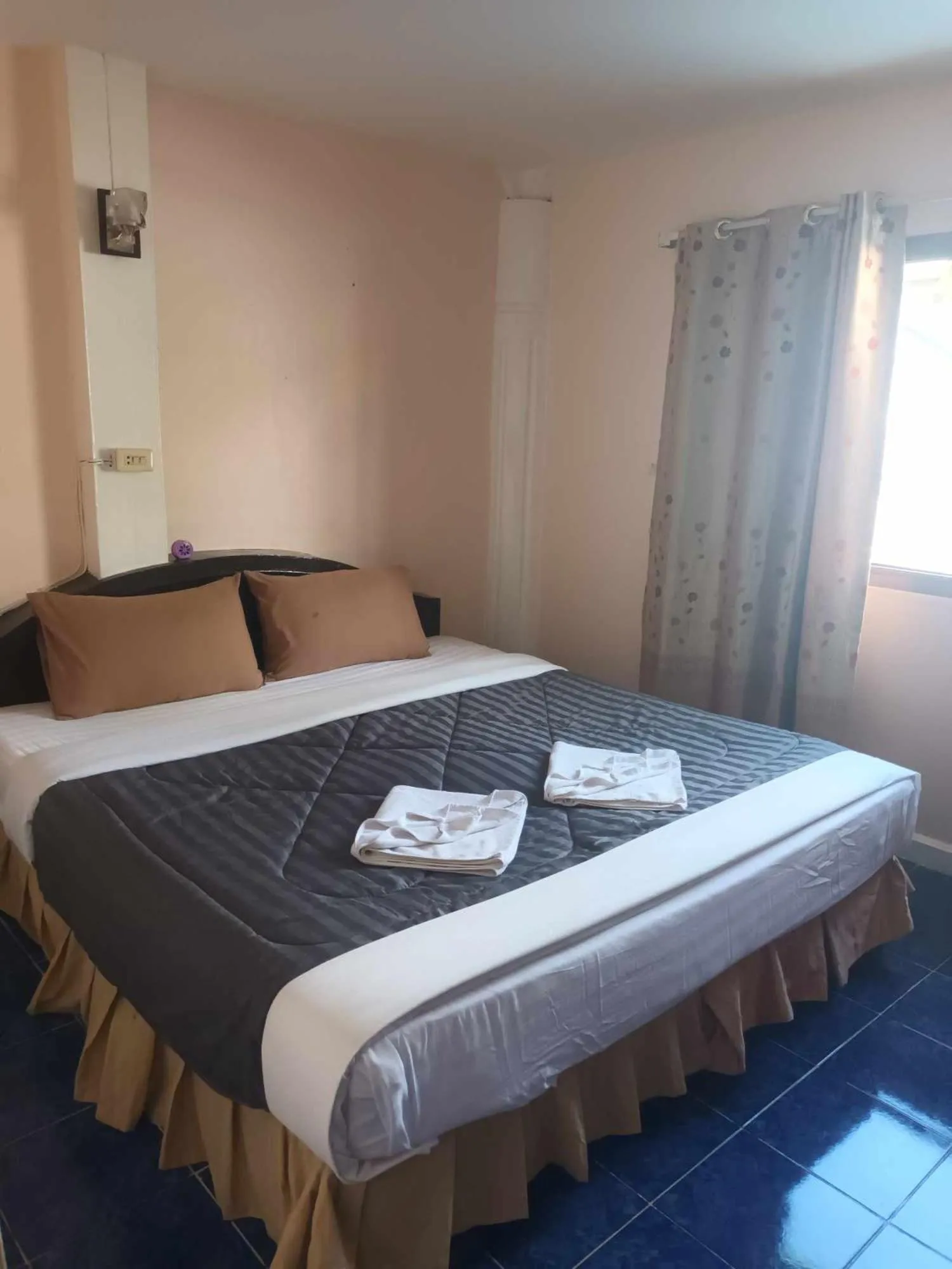 Standard Single Room - single occupancy in Patong Rose Guest House 50m to Beach