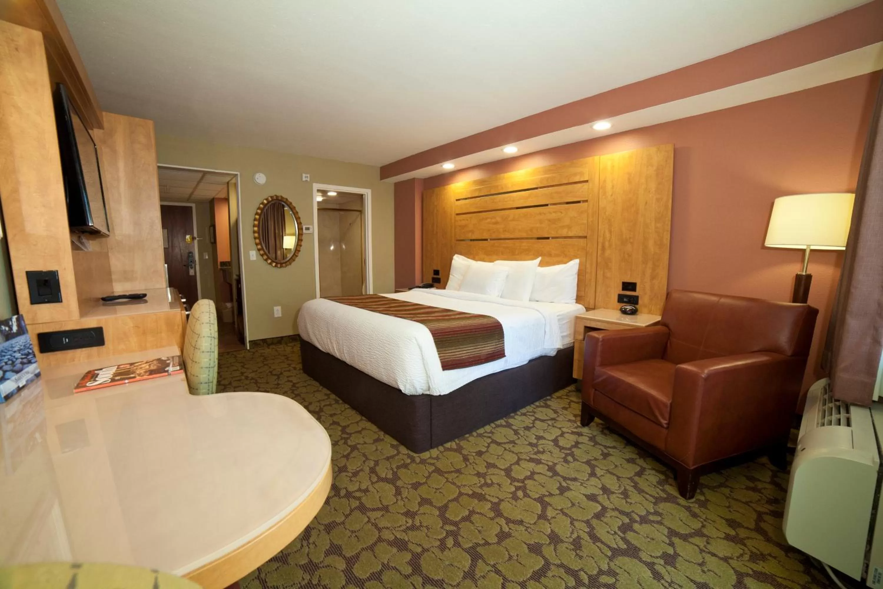 King Room in DeSoto Beach Hotel