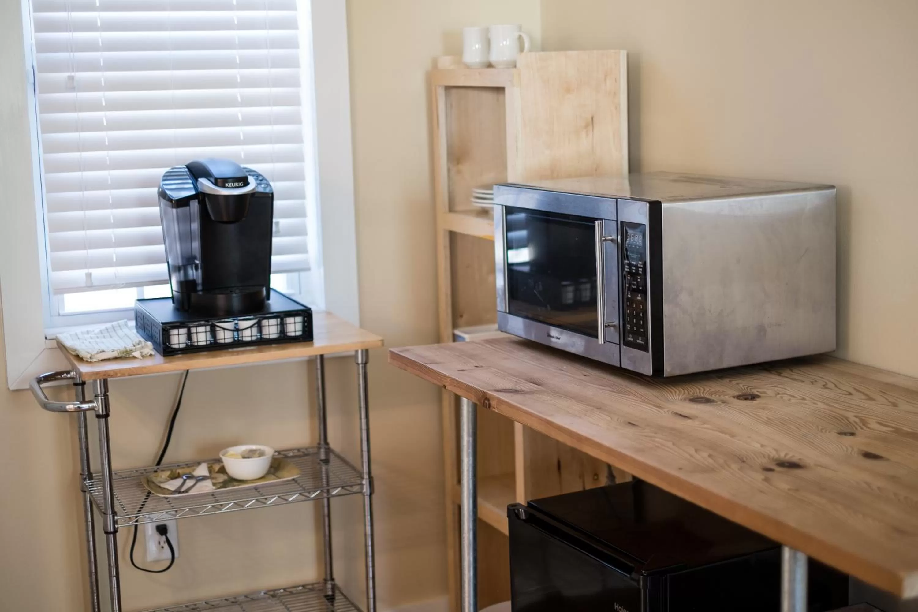 King Studio with Sofa Bed in Swamp Rabbit Inn Travelers Rest