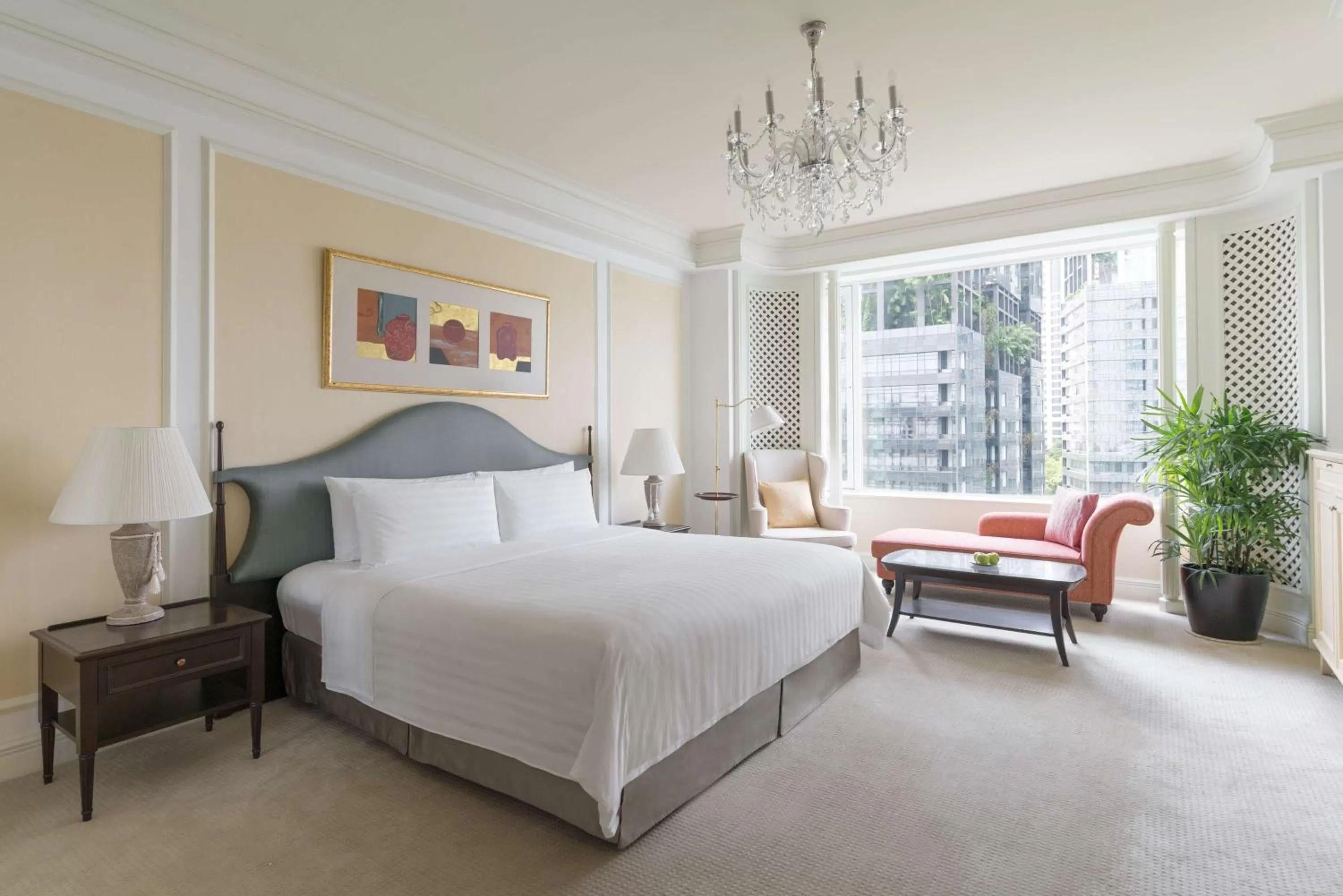 Valley Wing One-Bedroom Suite, Lounge Access in Shangri-La Singapore