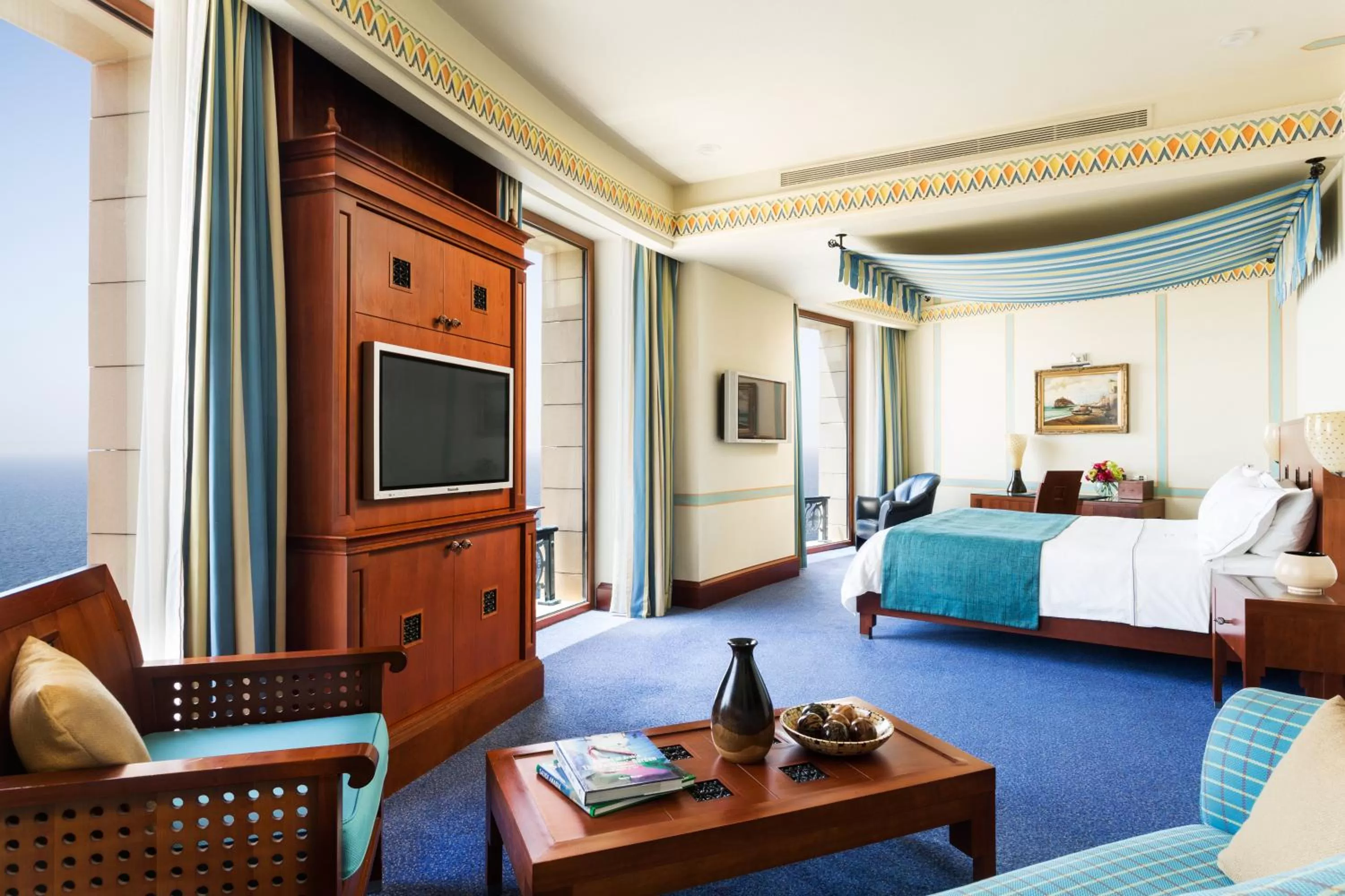 Danah King - Breakfast Included in Rosewood Jeddah