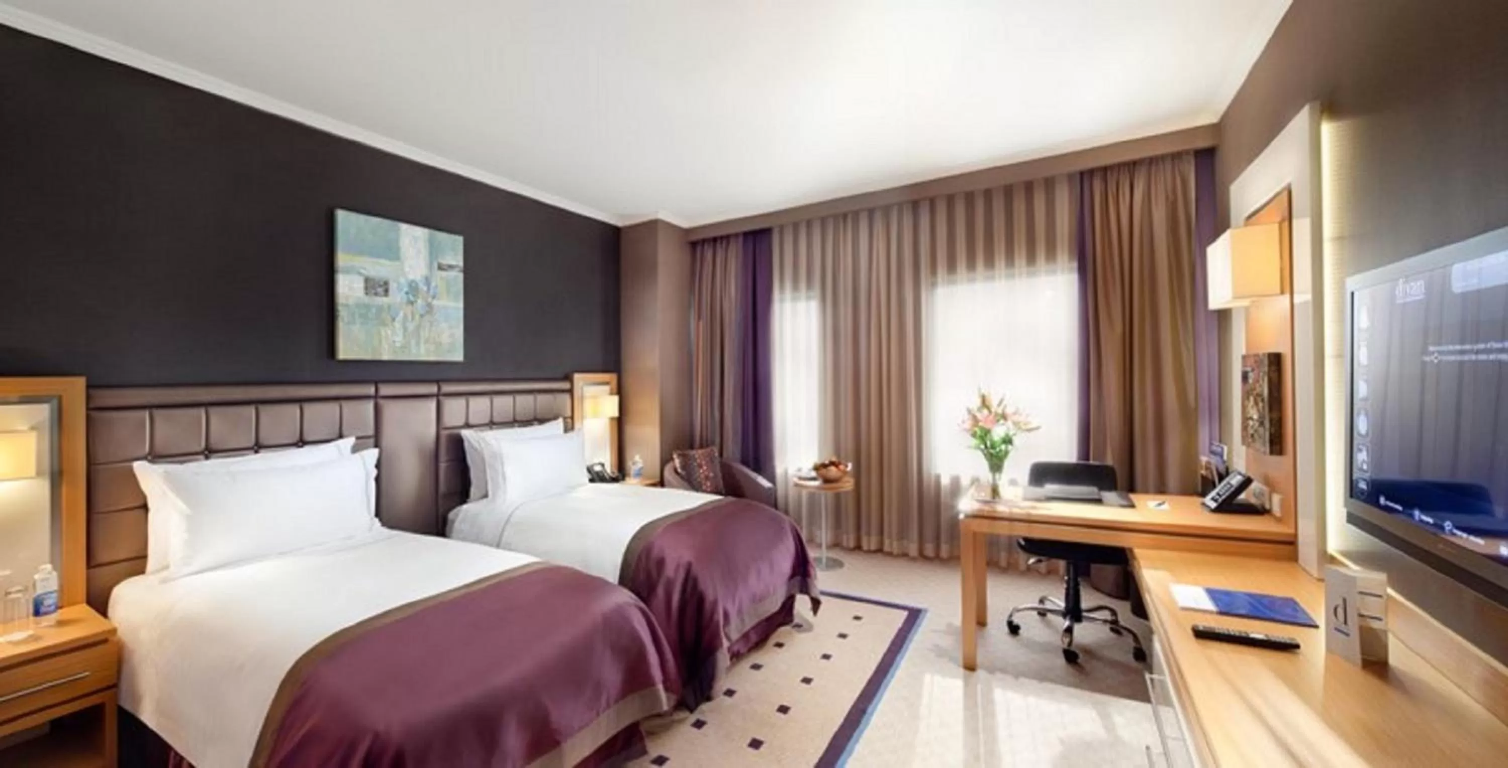 Deluxe Twin Room in Divan Erbil Hotel