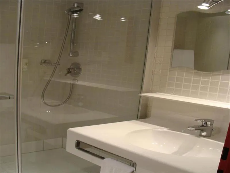 Single Room in Hotel Bischof