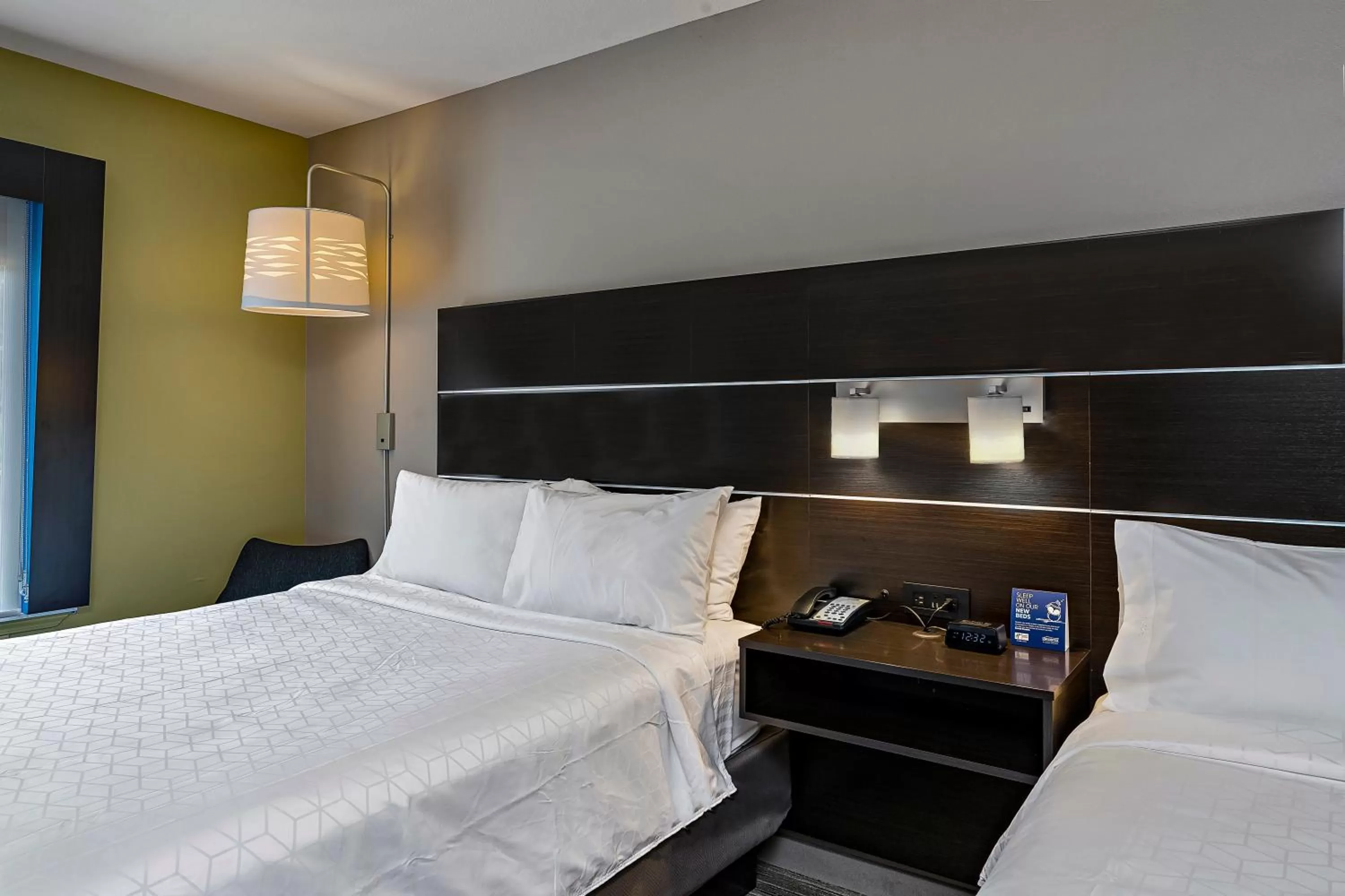 Standard Queen Room with Two Queen Beds in Holiday Inn Express Hotel & Suites Kilgore North by IHG