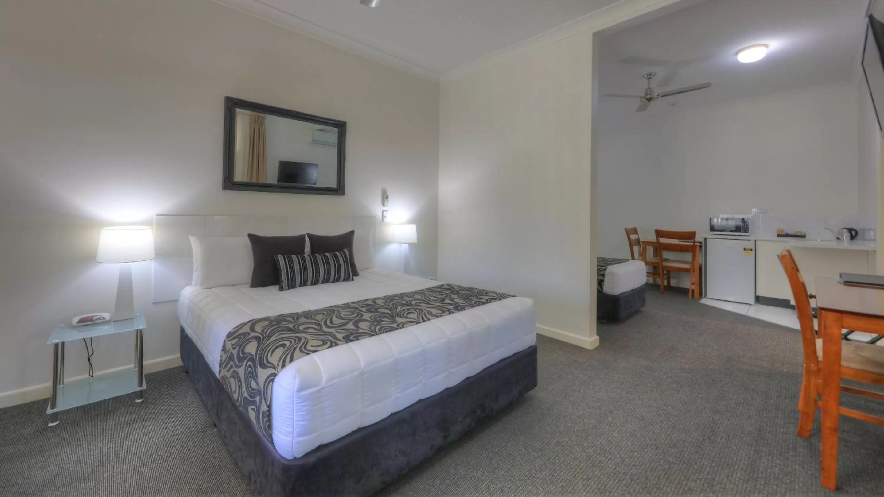 Executive Queen or Twin Room - Disability Access in Heritage River Motor Inn