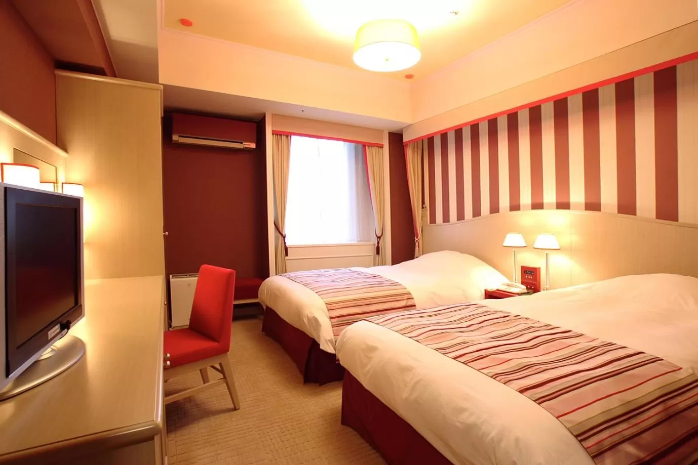 Standard Twin Room - Non-Smoking in Hotel Monterey Kyoto