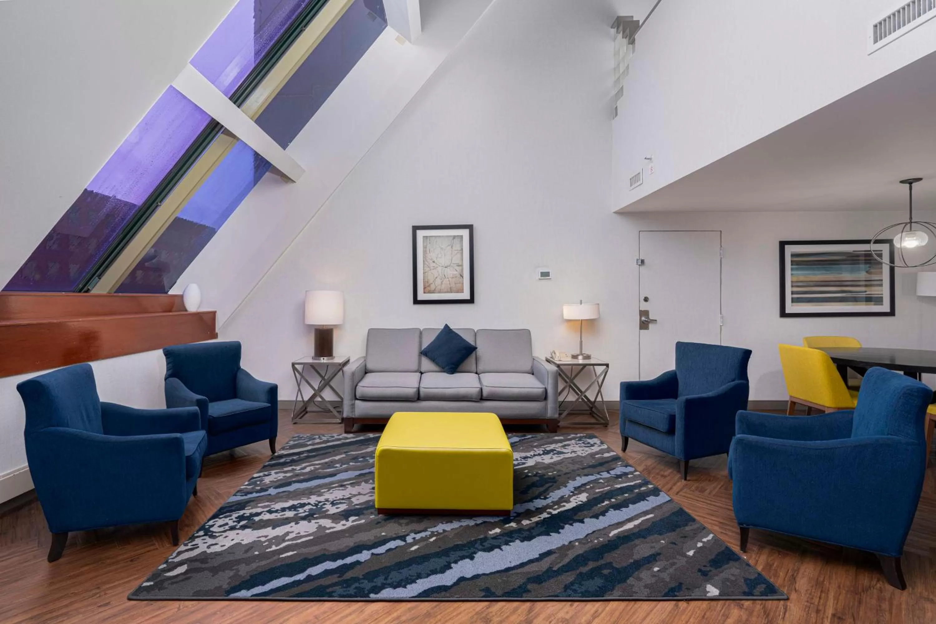 One Bedroom Two-Level Suite  in Embassy Suites by Hilton Indianapolis Downtown