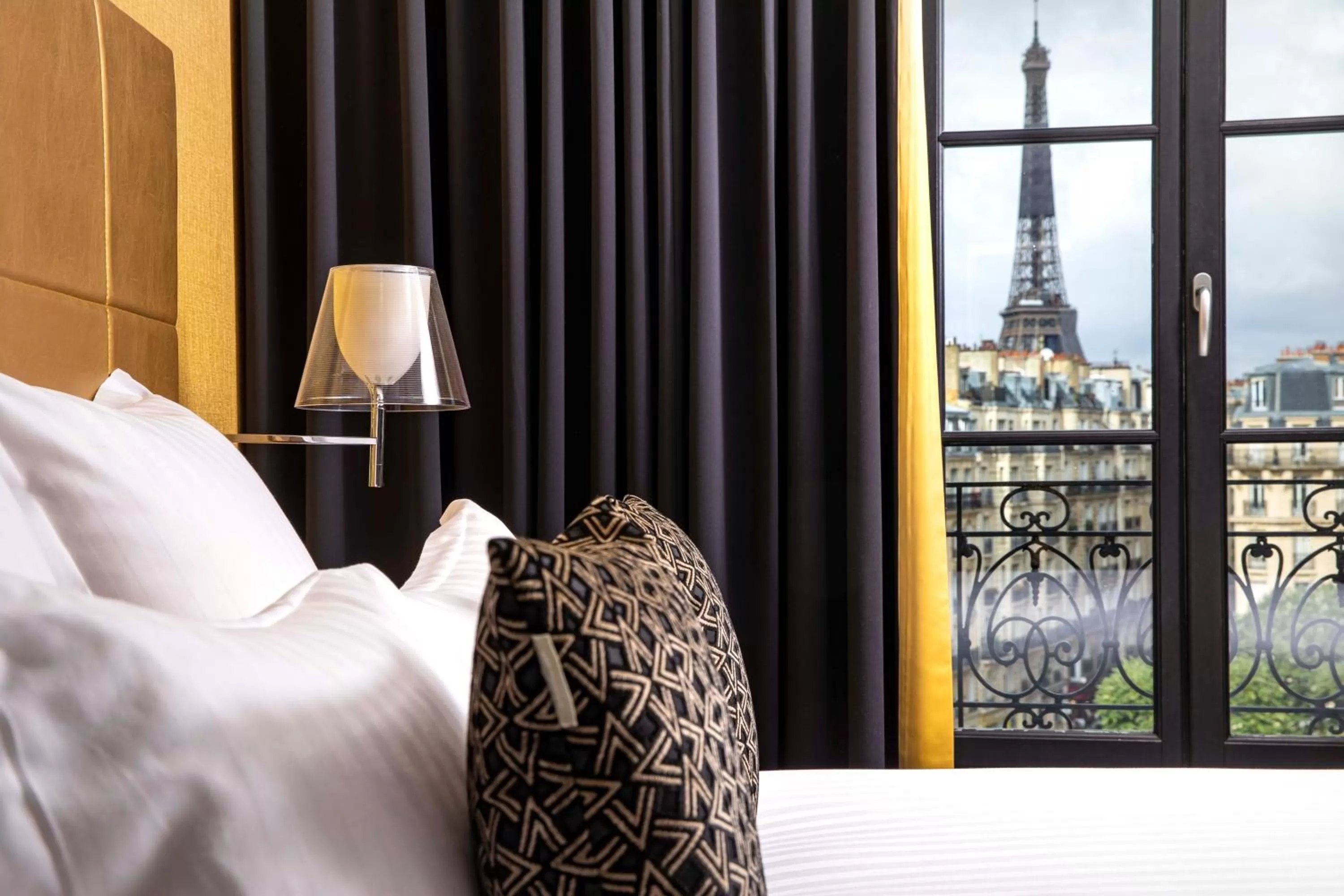 Suite with Eiffel Tower View in First Hotel Paris Tour Eiffel