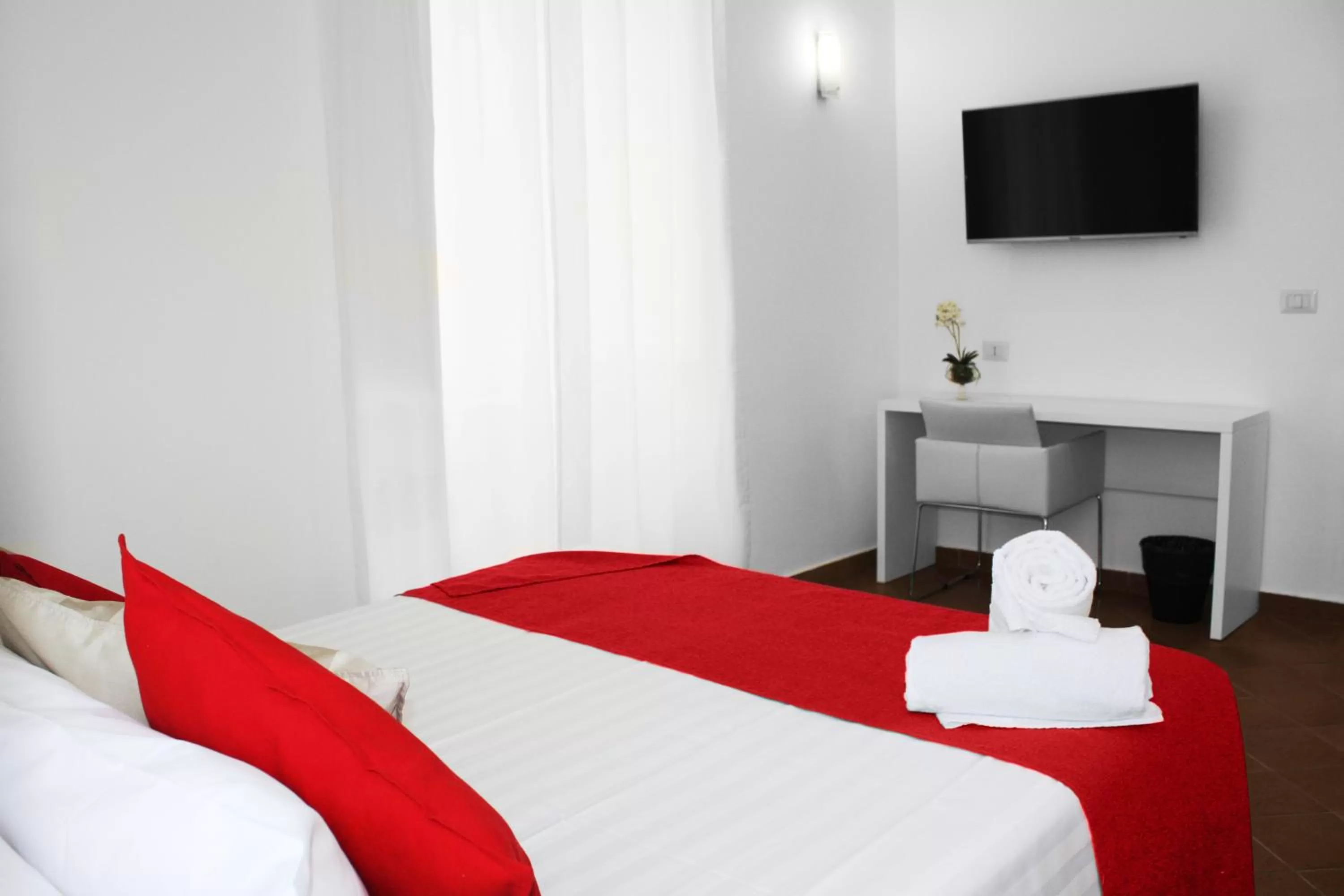 Two-Bedroom Suite in Roma Resort Colosseum
