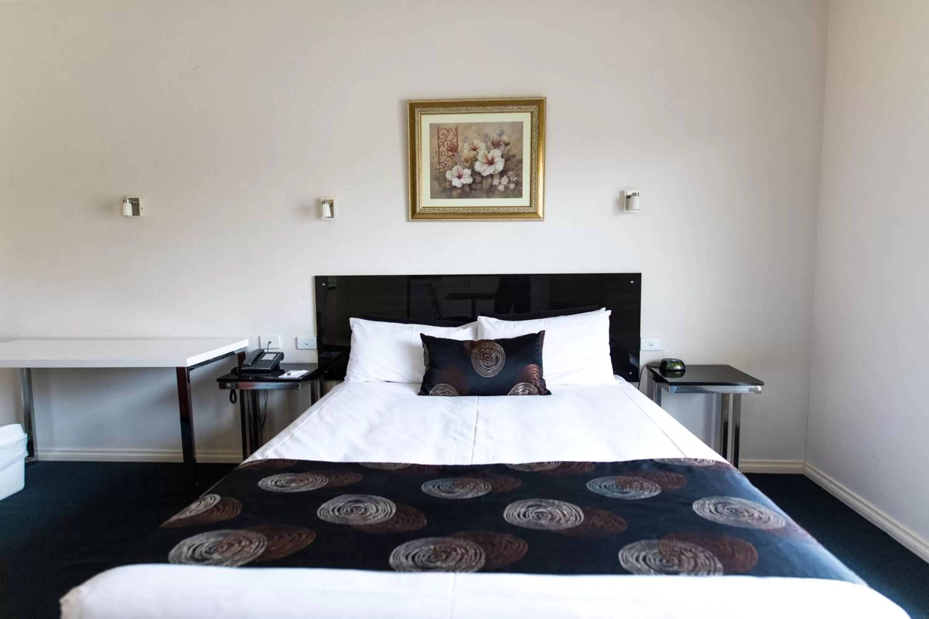 Deluxe Queen Room in Best Western Mill Park Motor Inn