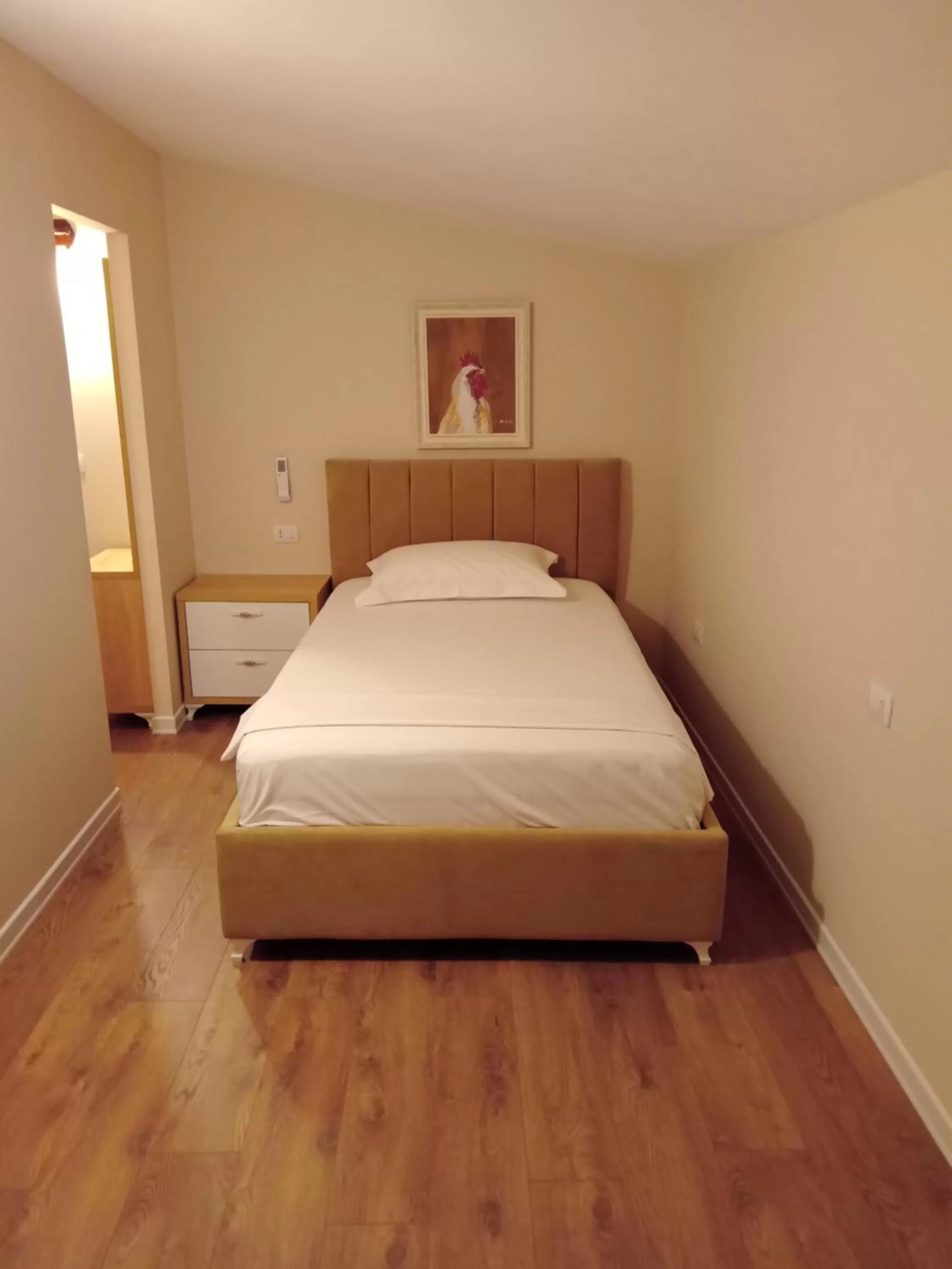 Single Room - single occupancy in Drini Hotel