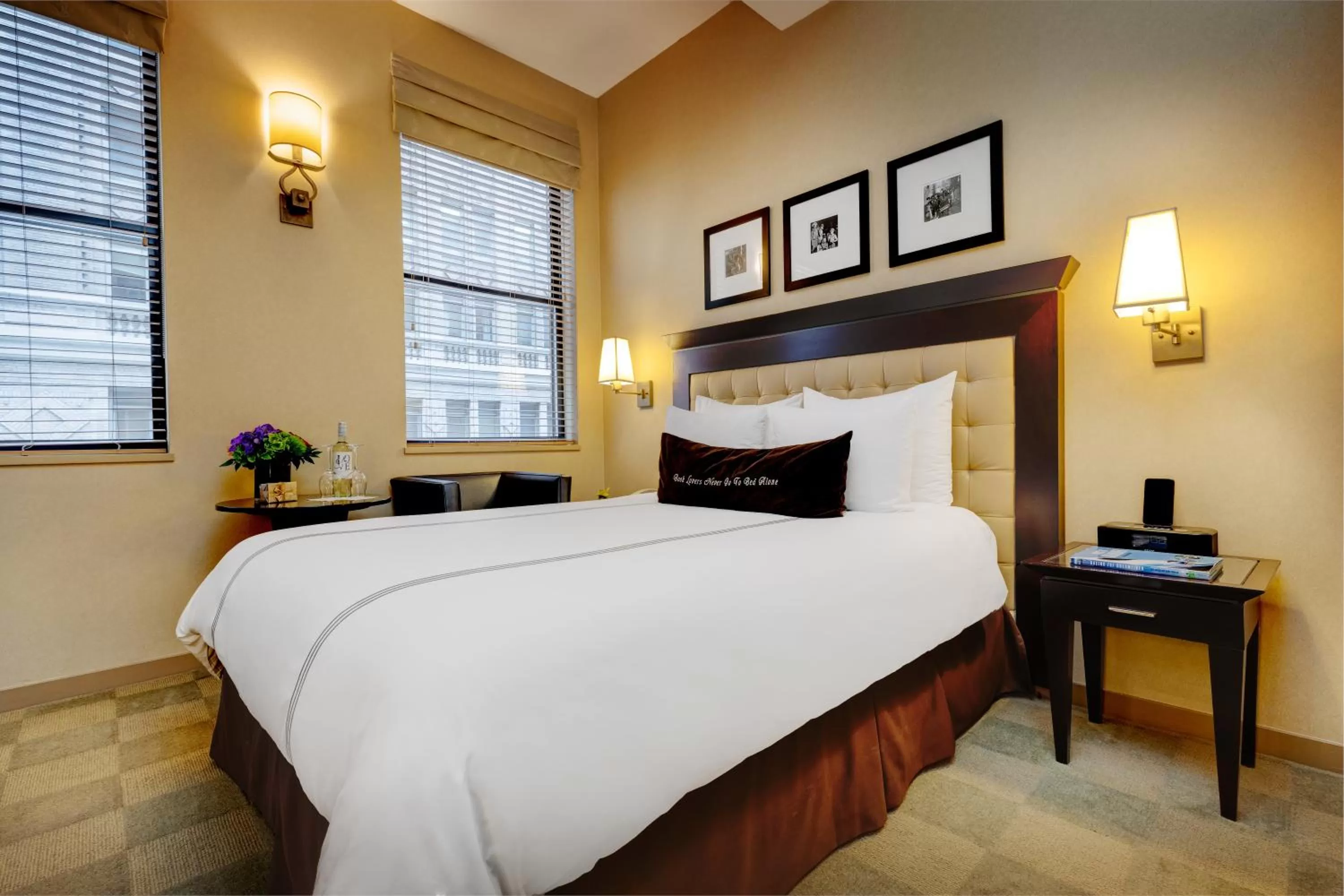 Deluxe Room with One Queen Bed in Library Hotel by Library Hotel Collection