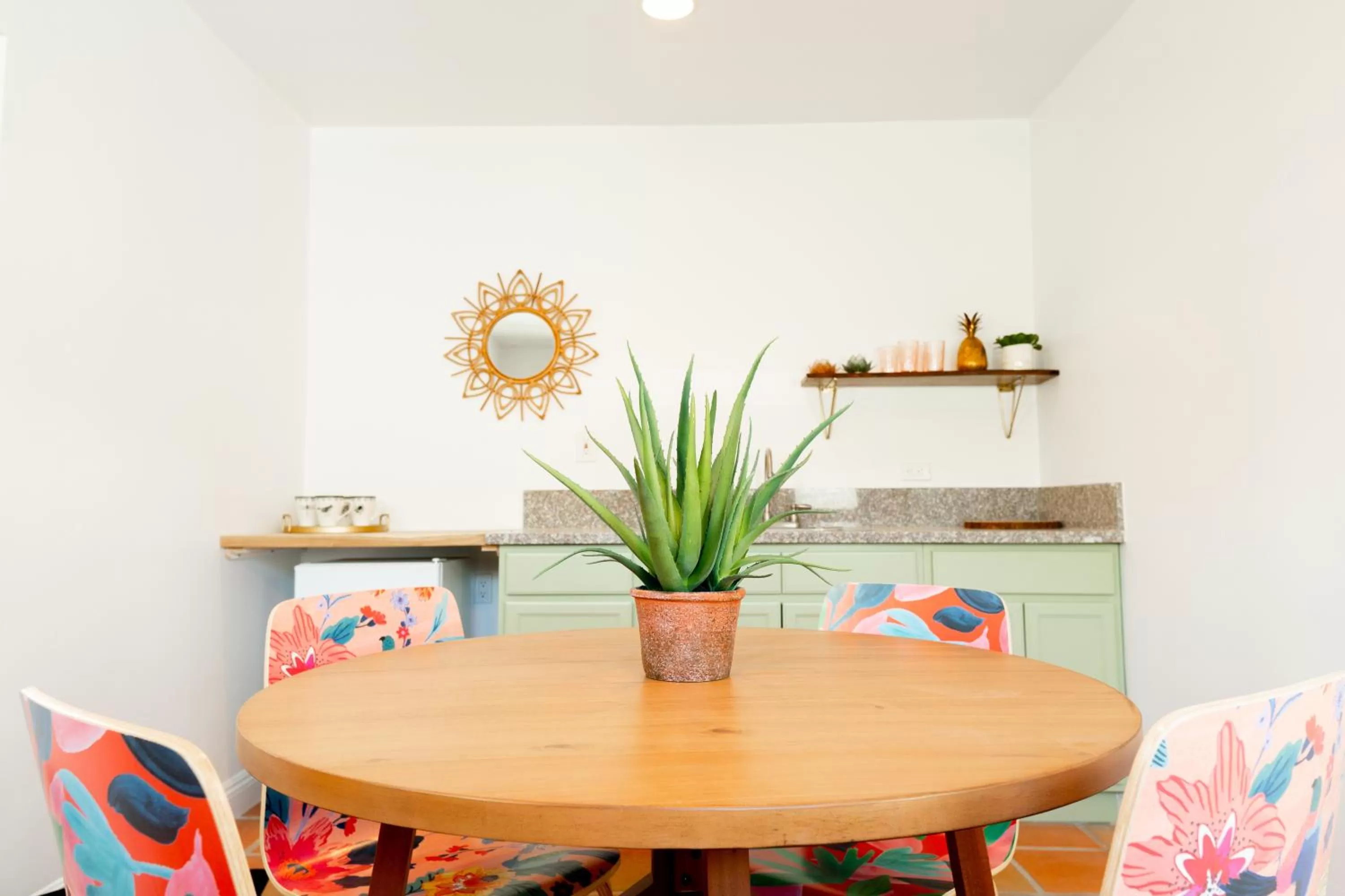 Deluxe Queen Studio  in Fleur Noire Hotel - 21 and Over