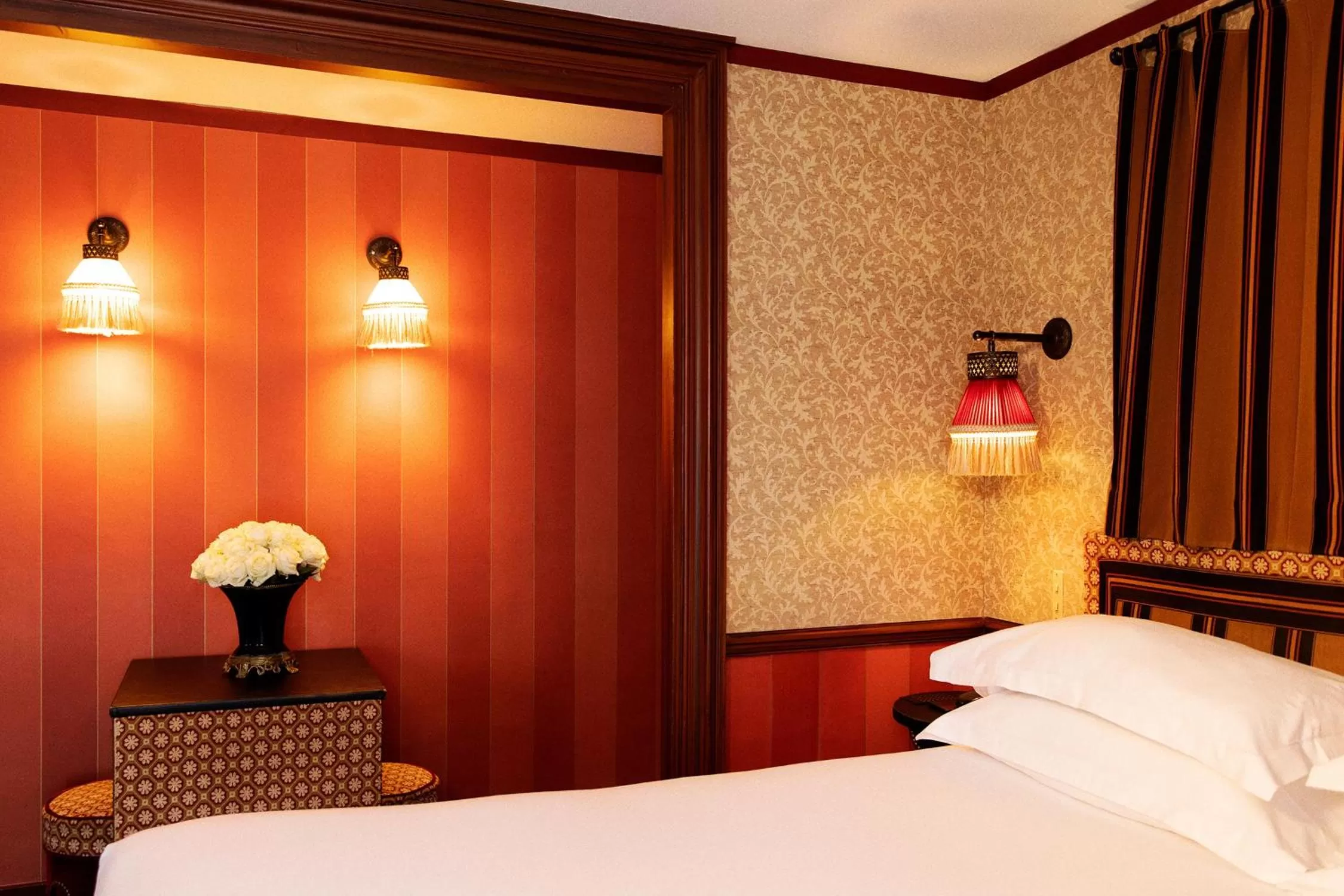 Chambre Deluxe - Climatisée in Hôtel Bourg Tibourg - Paris Marais