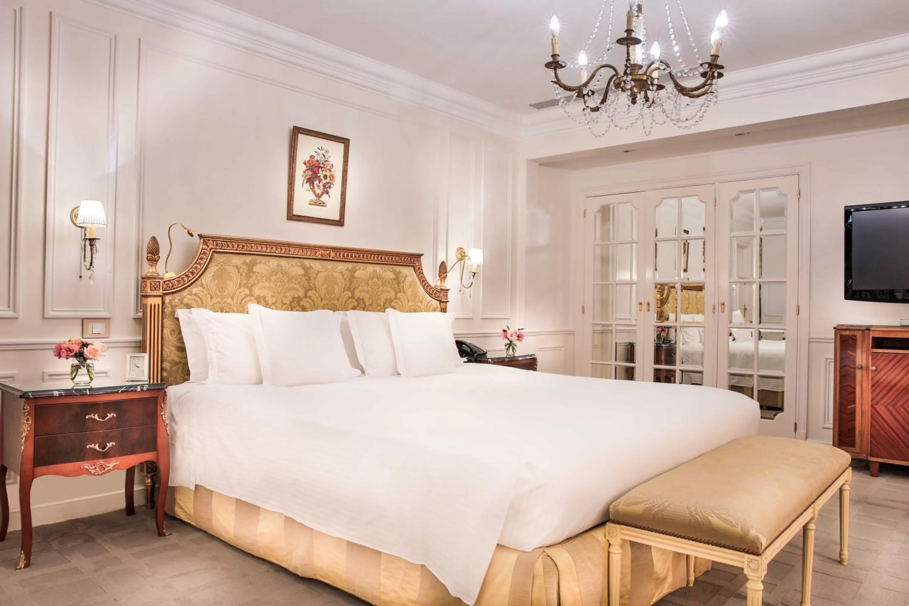 Junior Suite in Alvear Palace Hotel - Leading Hotels of the World