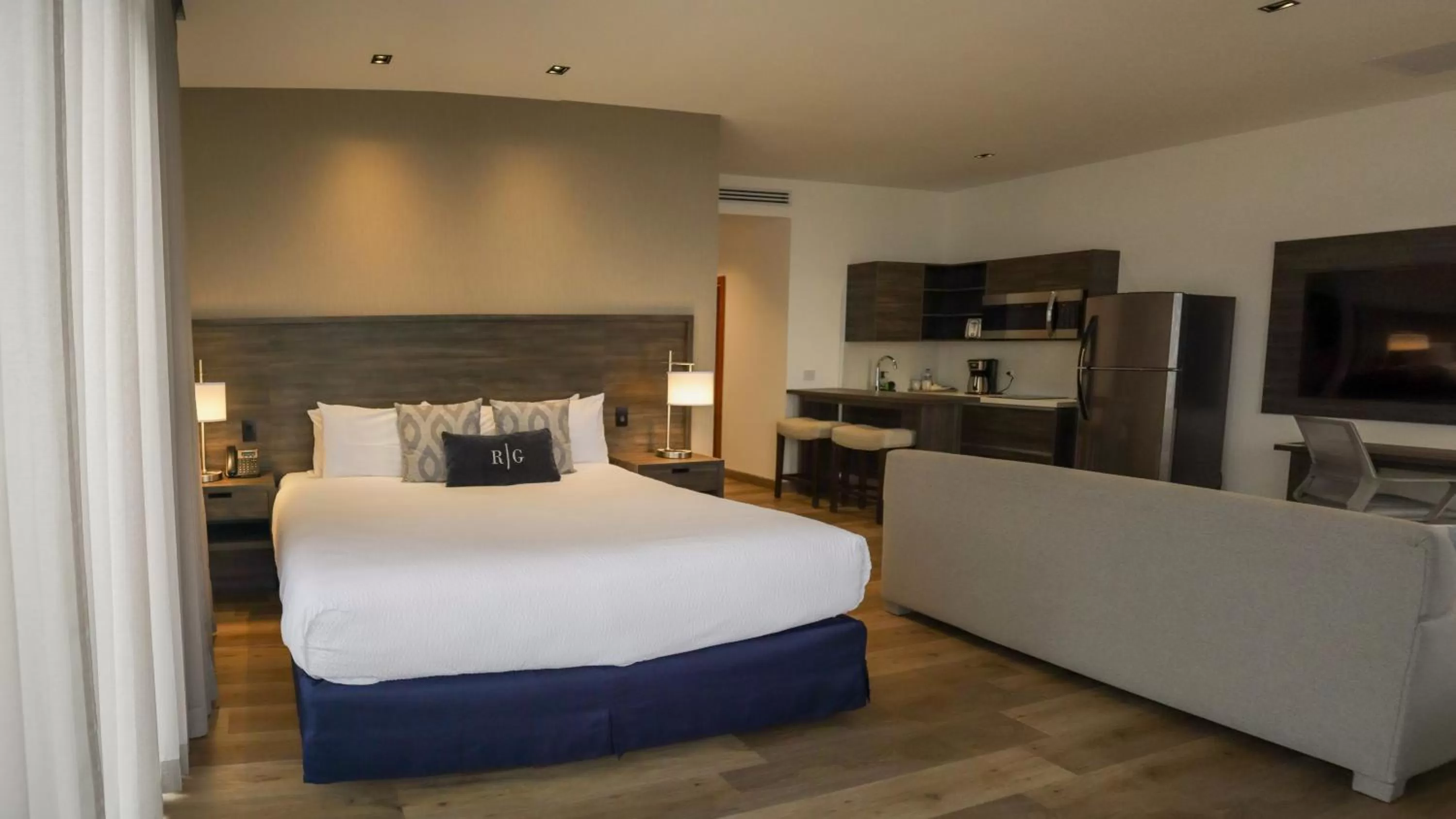 King Studio with Kitchenette, Non-Smoking in Wyndham Garden Guatemala City