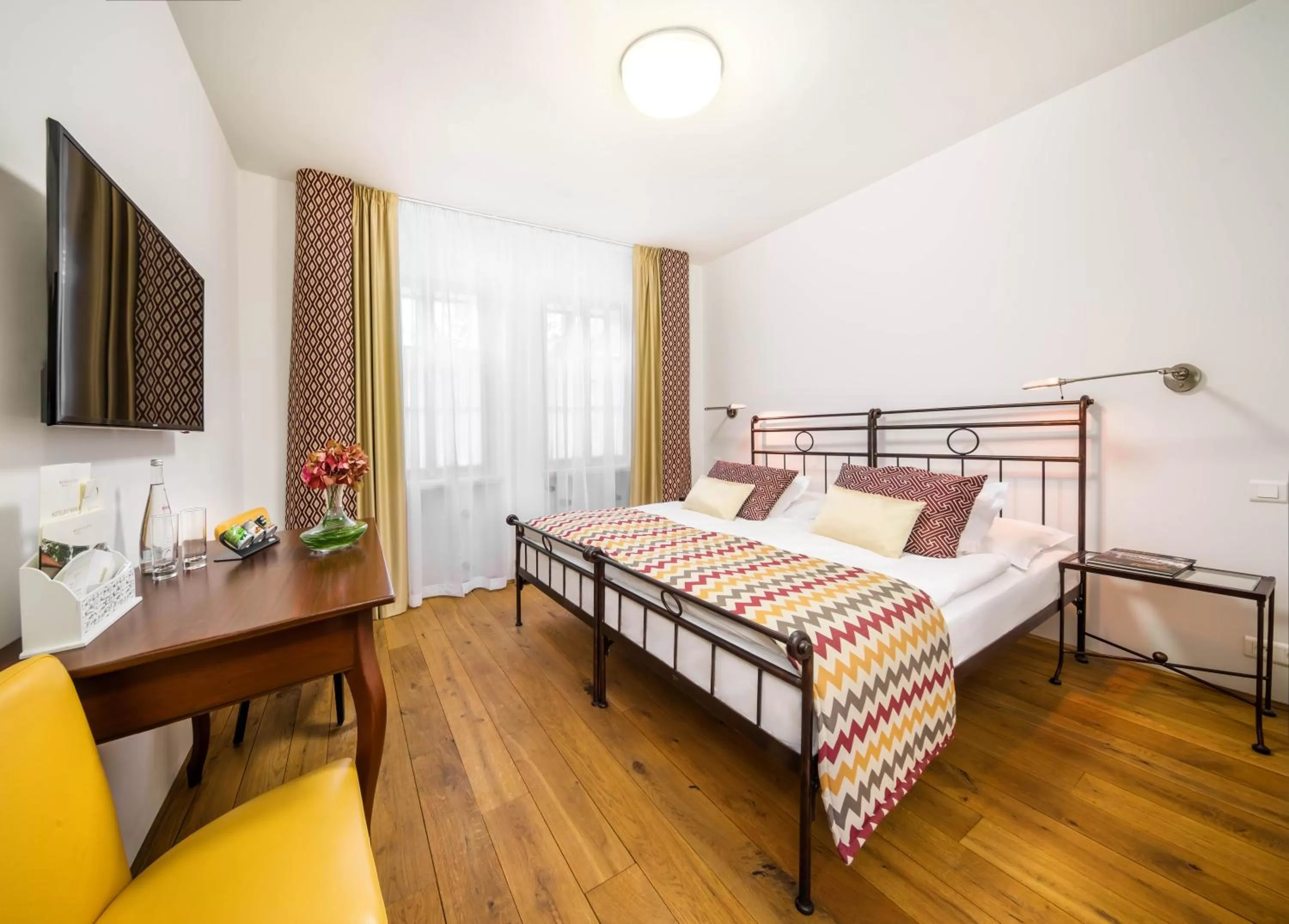 Superior Twin Room in Bellevue Hotel Benešov