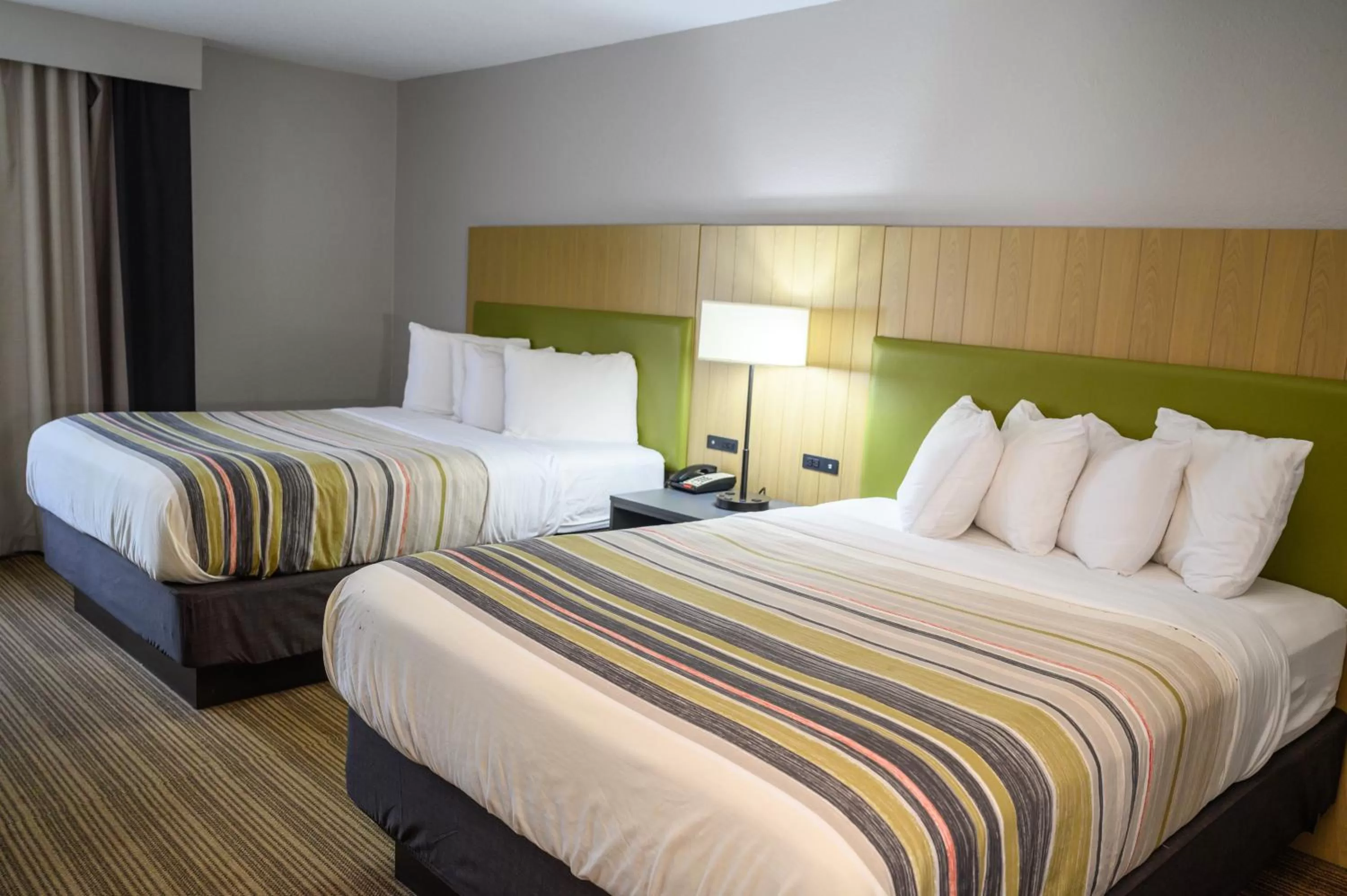 Queen Room with Two Queen Beds - Disability Access in Country Inn & Suites by Radisson, Greenfield, IN