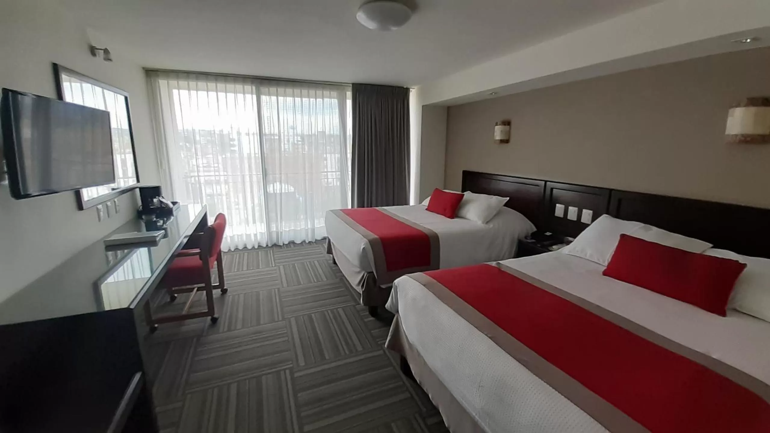 Standard Double Suite in Ramada Plaza by Wyndham Leon