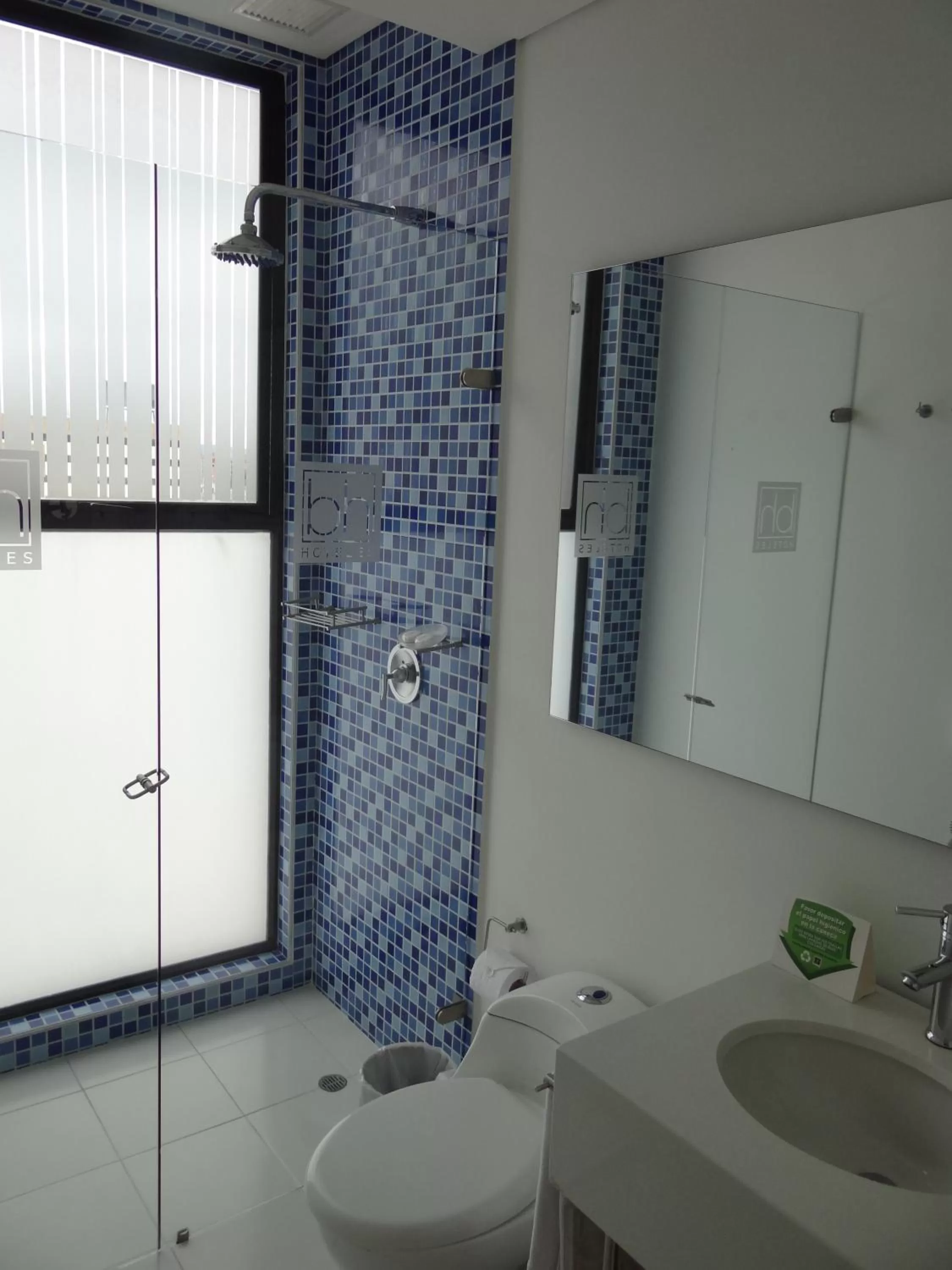 Twin Room in Hotel bh Parque 93