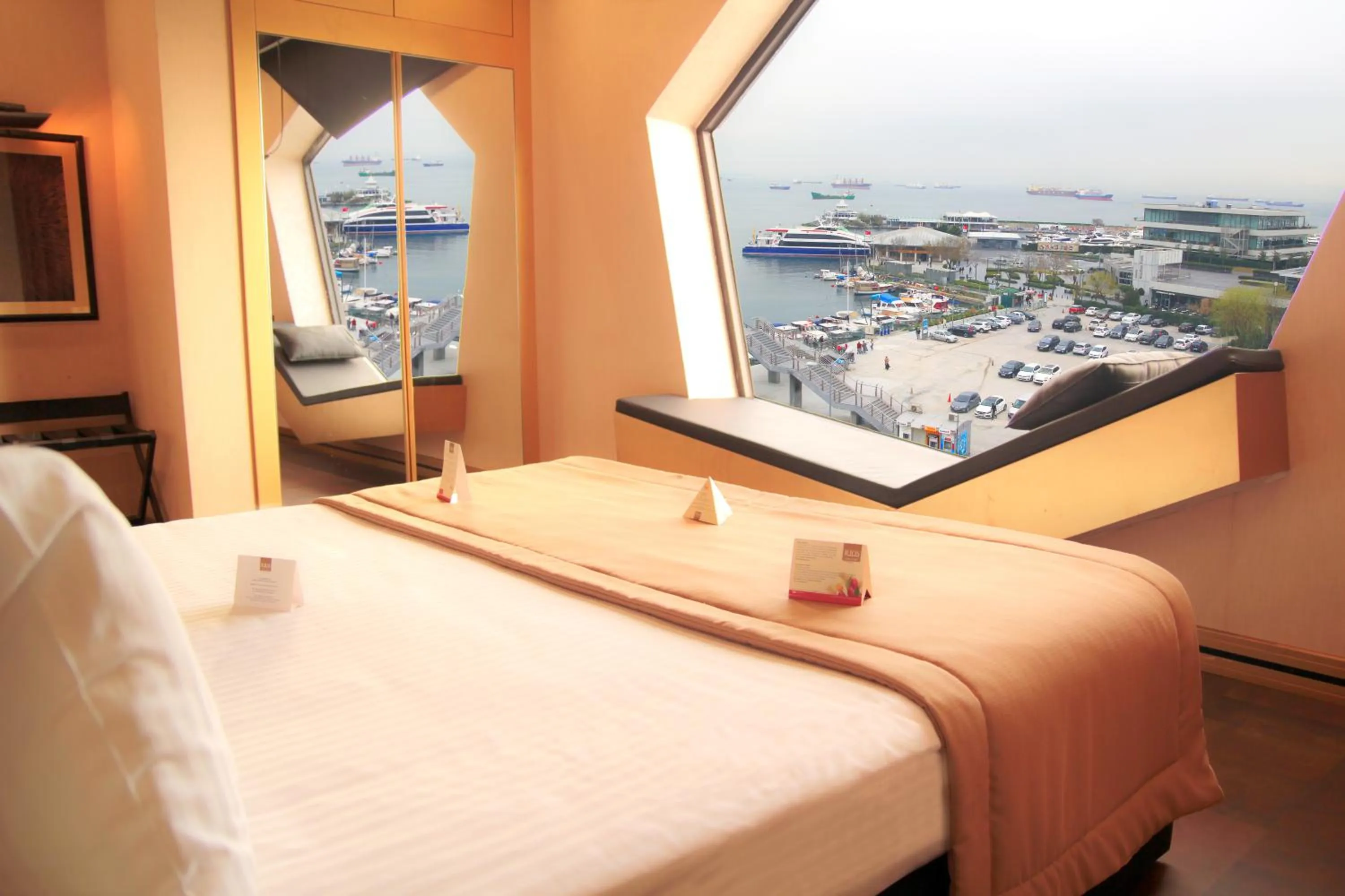 Sea View Premium Suite with Spa Bath in Rios Edition Hotel