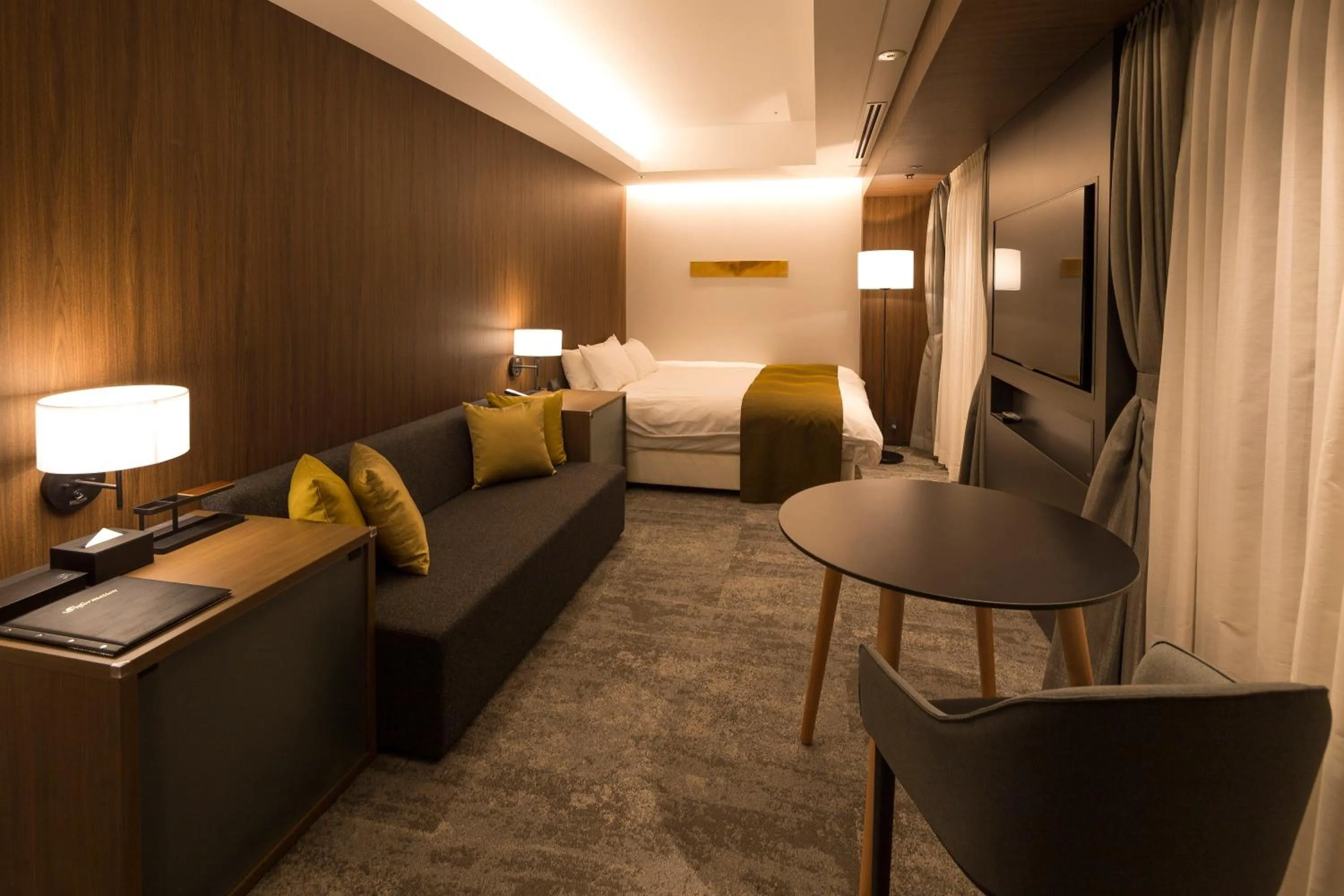 Premium Double Room - Smoking in Hotel Granbinario Komatsu