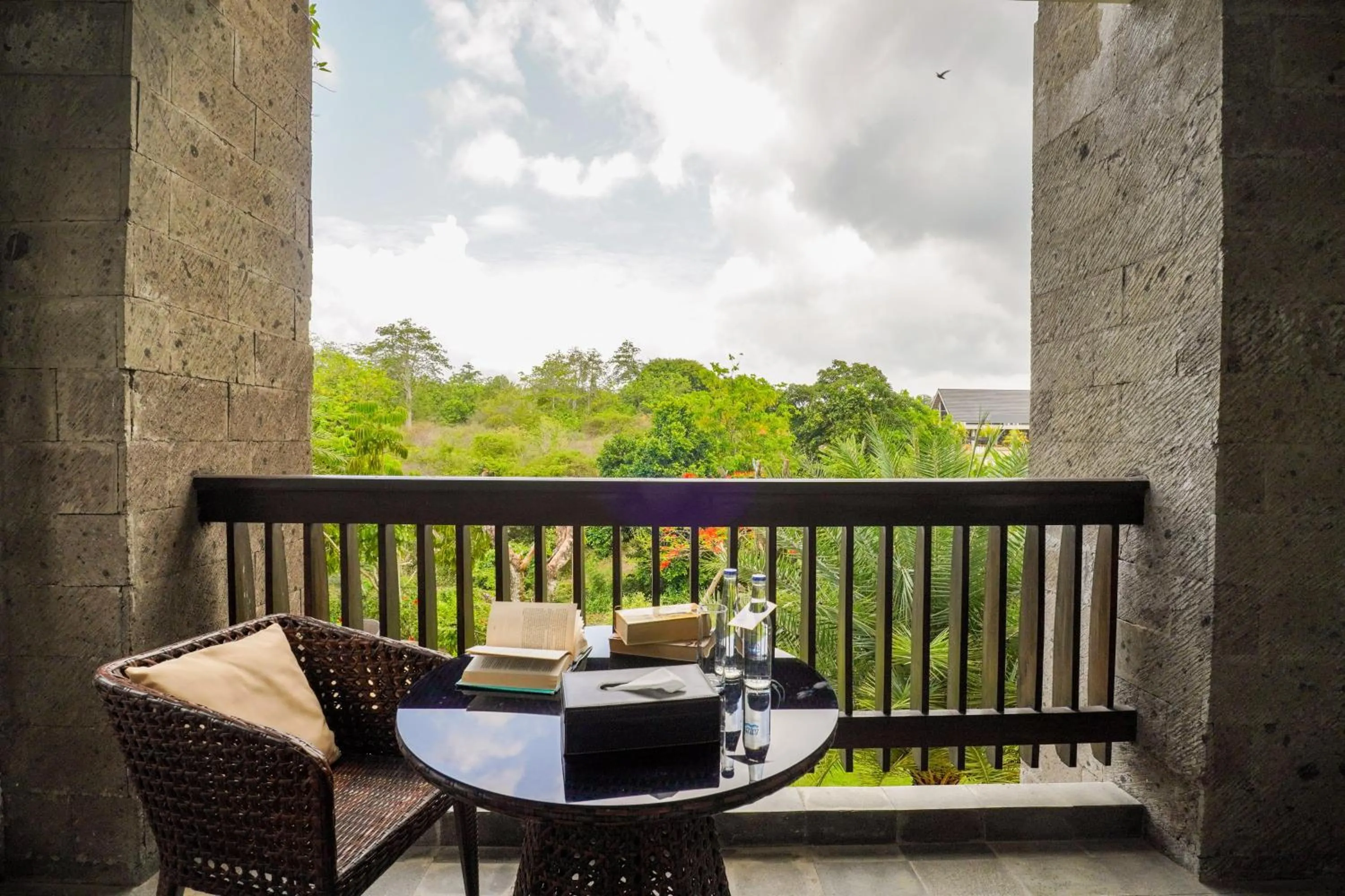 Family Suite Garden View in Royal Tulip Springhill Resort Jimbaran