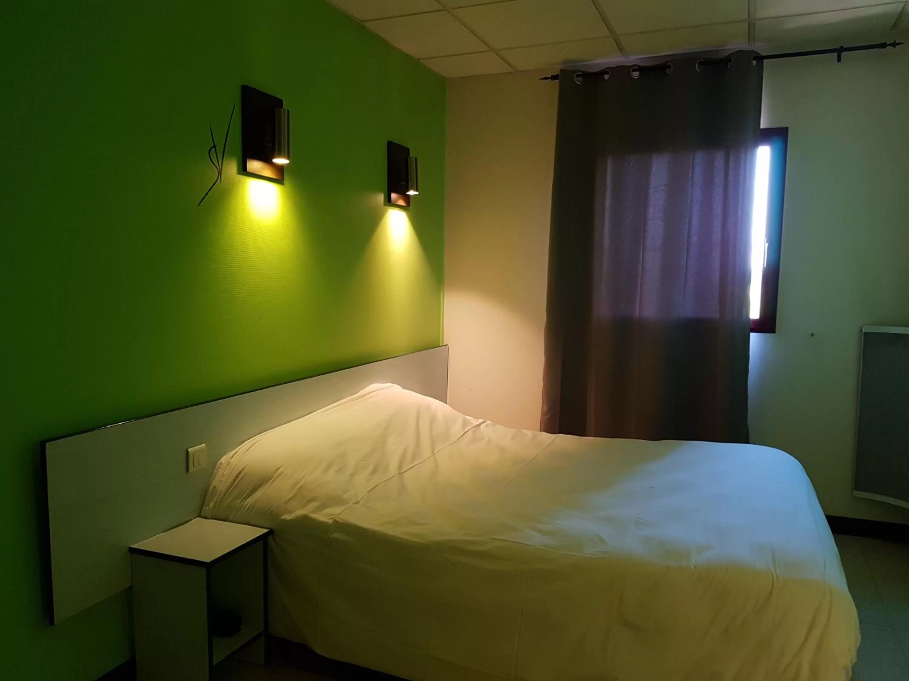 Double Room in Hotel Le Saint Vincent Lyon Sud