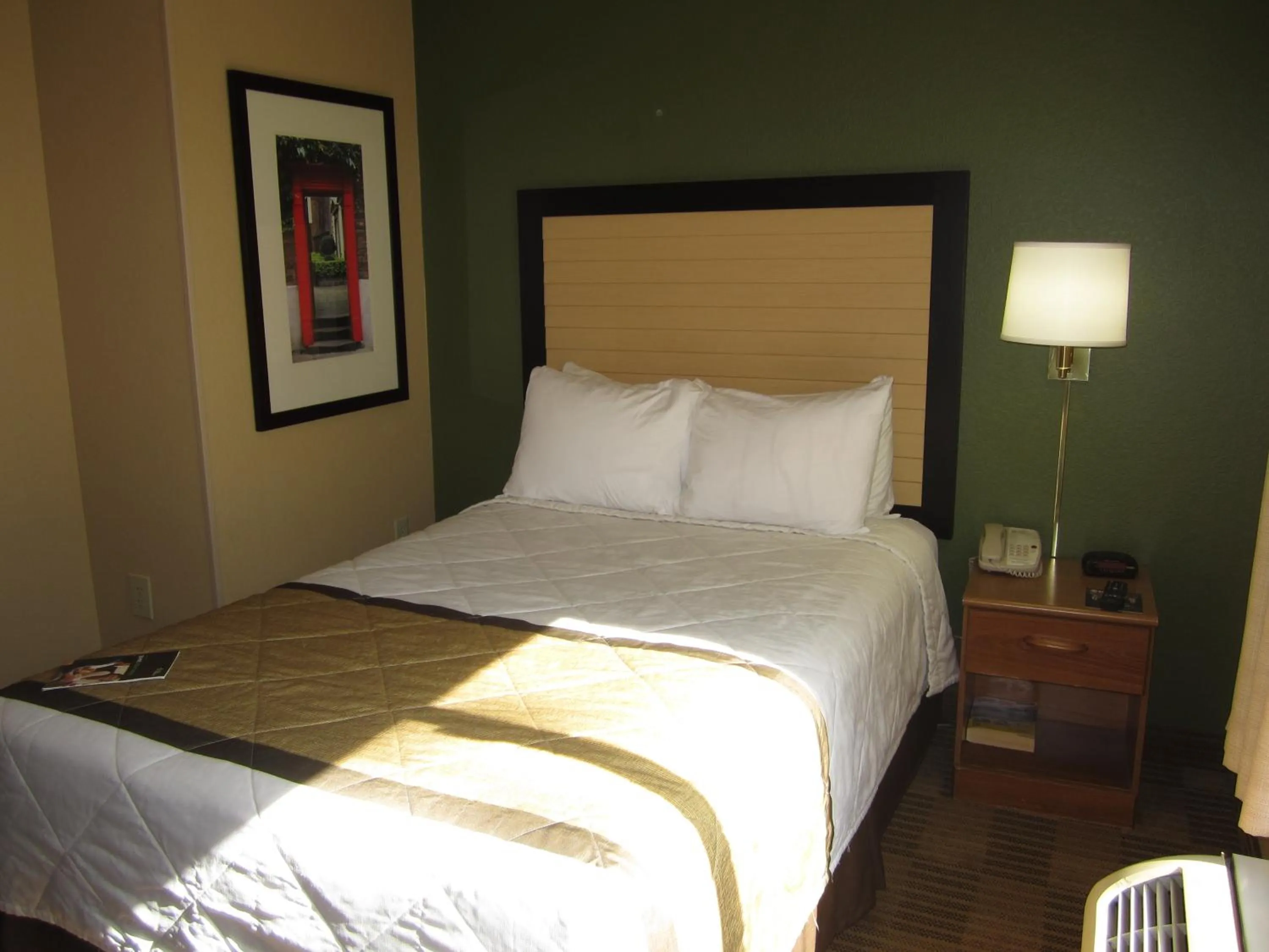 Queen Studio - Disability Access/Non-Smoking in Extended Stay America Suites - Austin - Round Rock - North