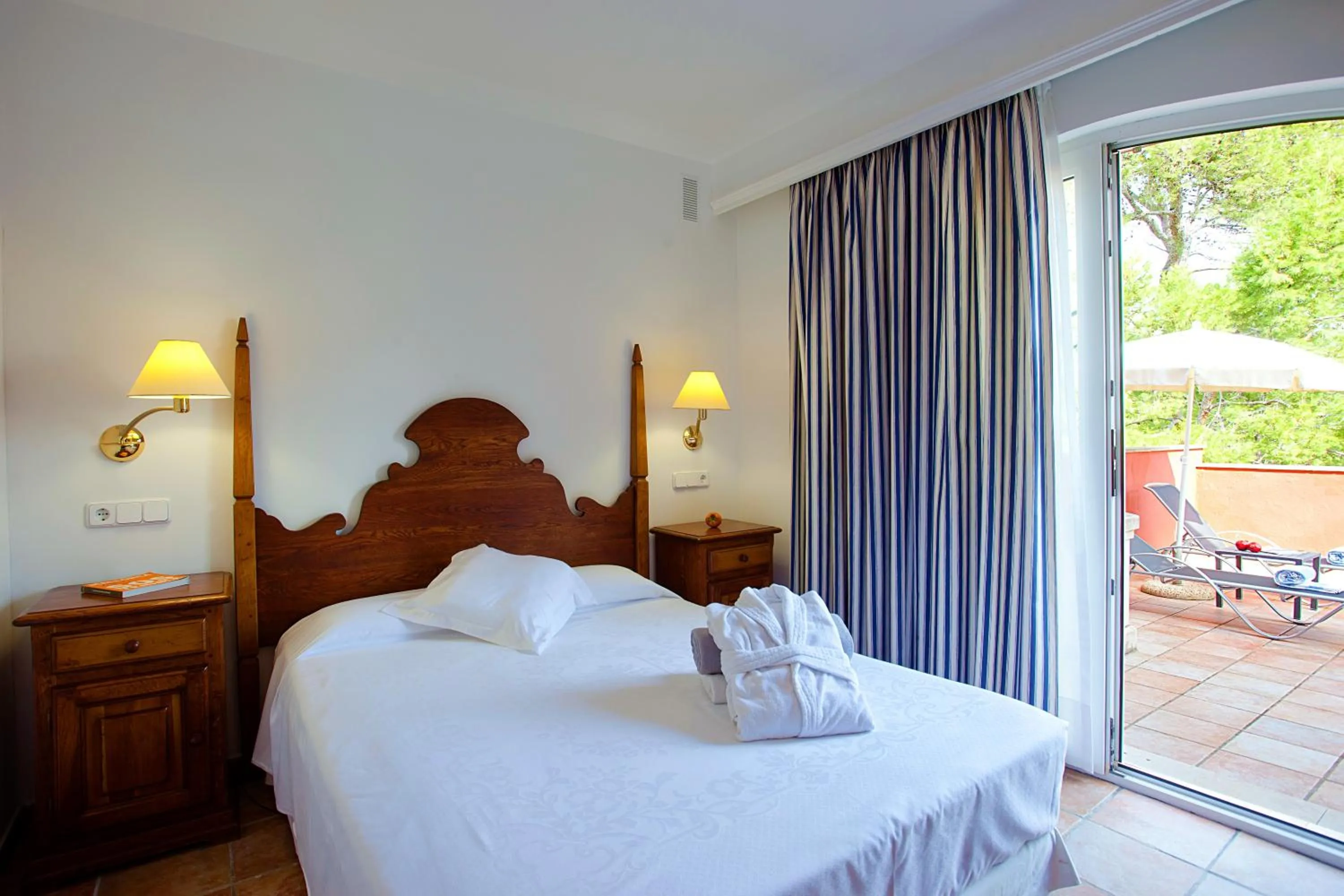 Superior Single Room in Hotel Cala Sant Vicenç - Adults Only