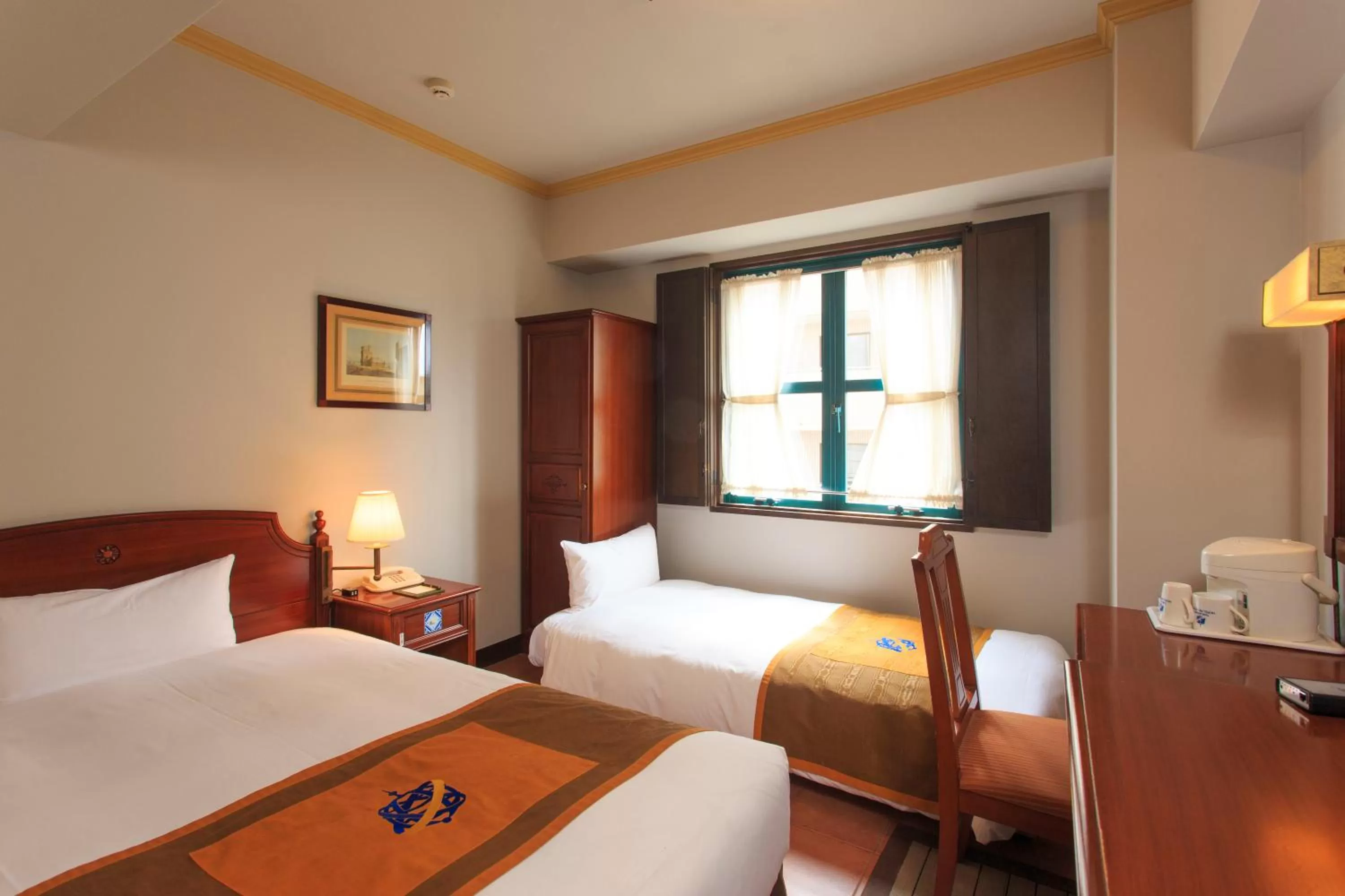 Casual Twin Room - Non-Smoking in Hotel Monterey Nagasaki