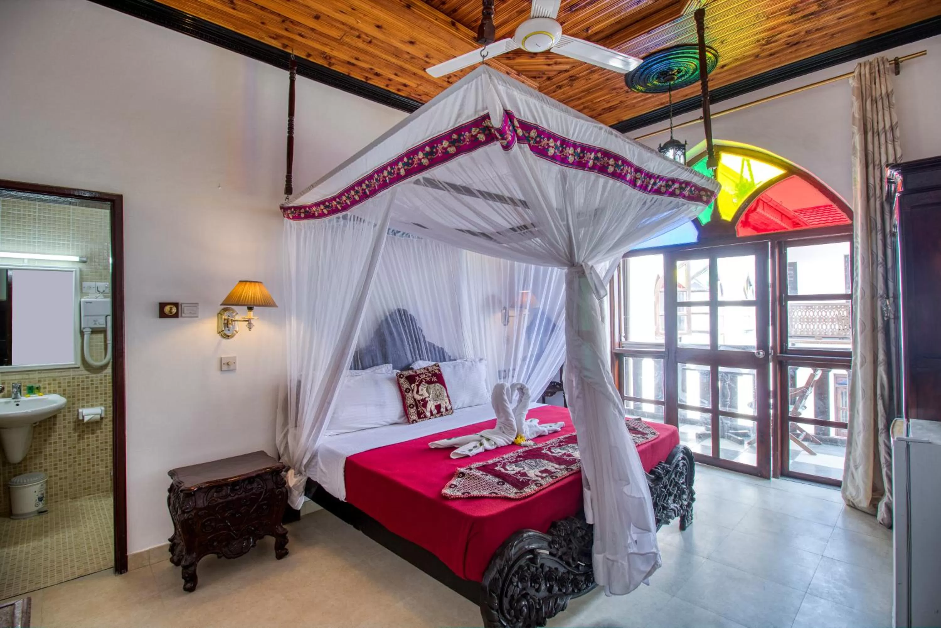 Double Room with Balcony and Sea View - single occupancy in Tembo House Hotel