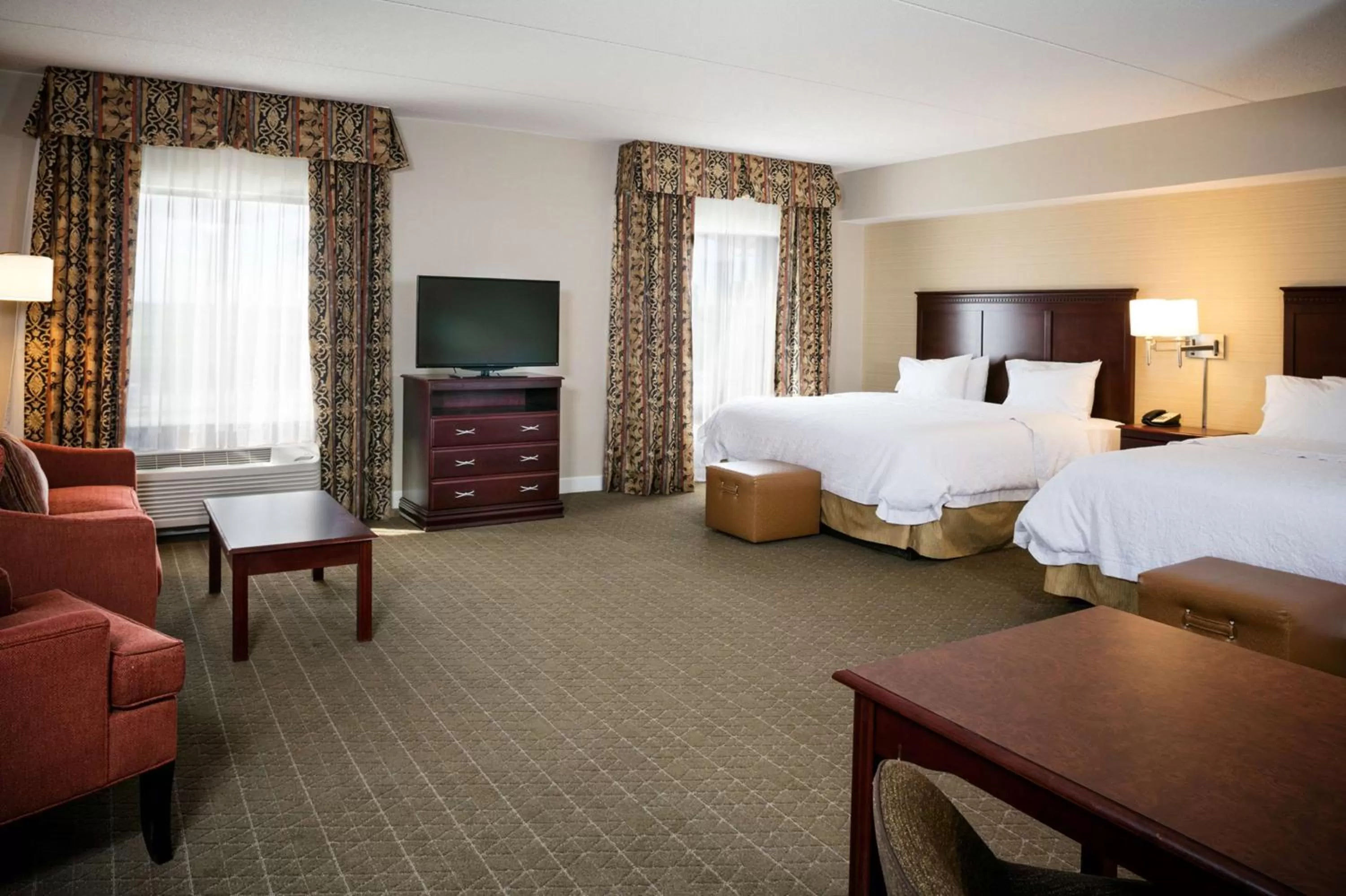 King Suite with Two King Beds in Hampton Inn & Suites Toledo-Perrysburg