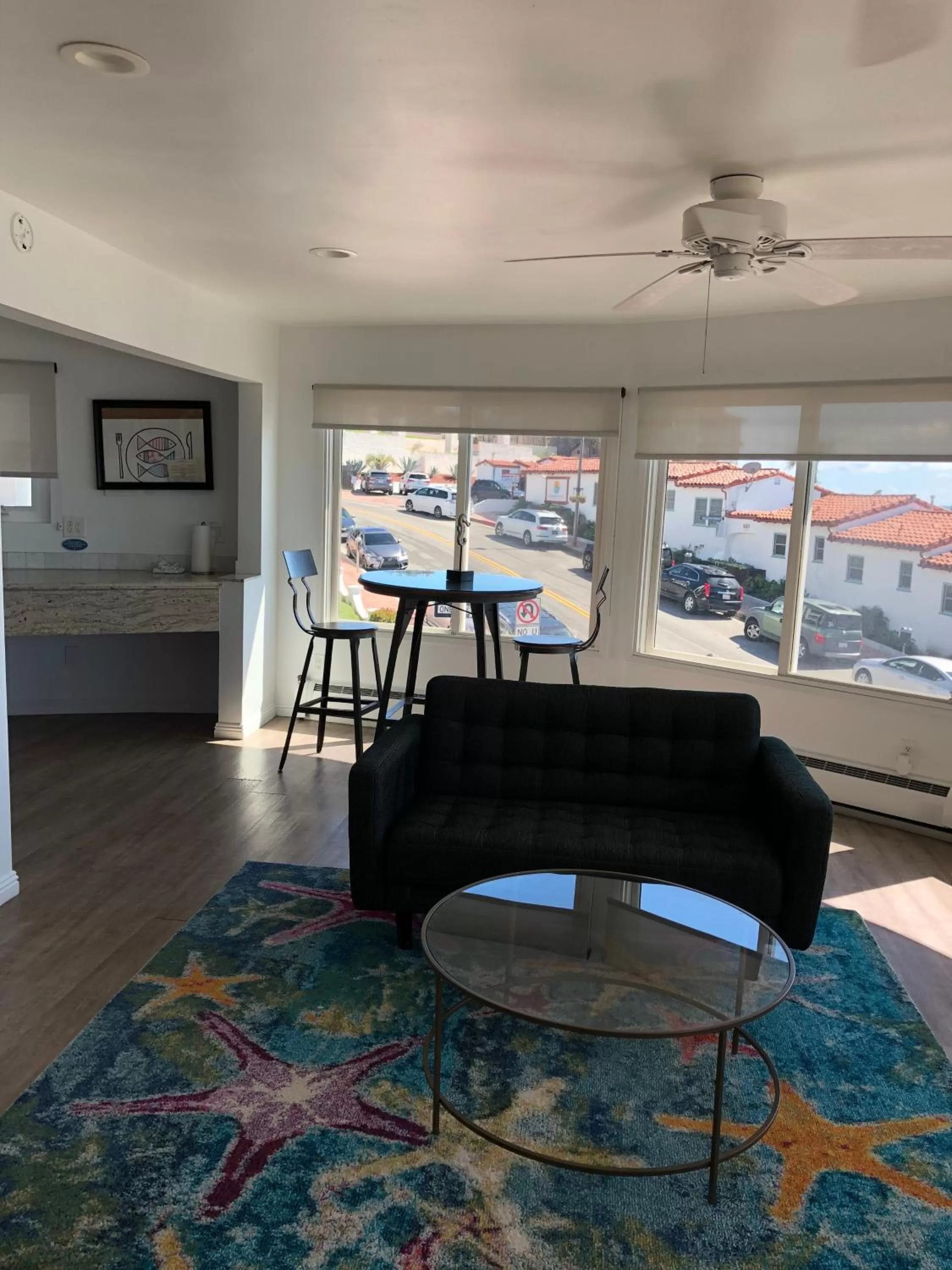 Deluxe One-Bedroom Suite - Ocean Front in Sea Horse Resort