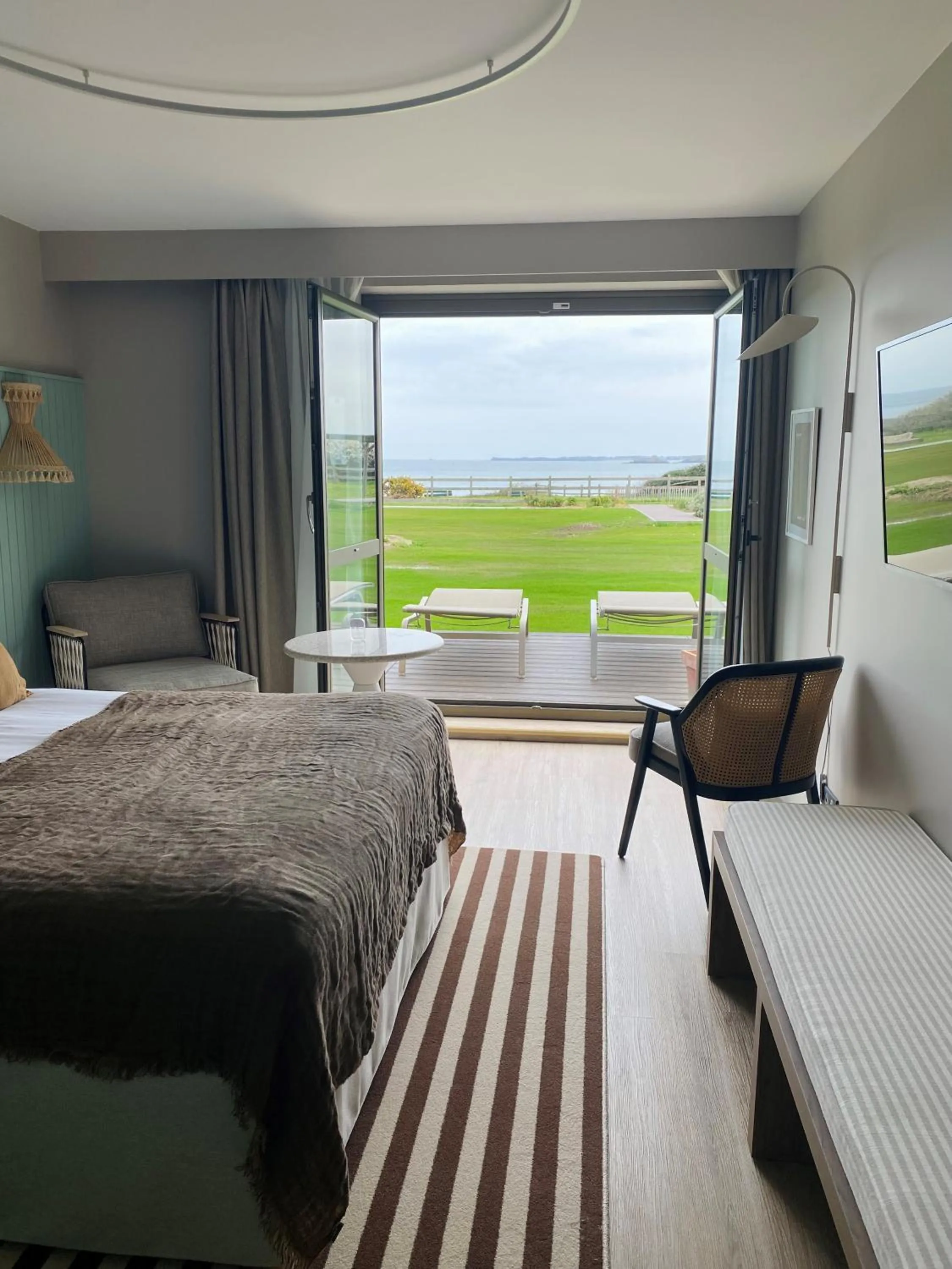 Deluxe Double Room with Sea View -  Garden Floor in Emeria Dinard Thalasso Spa