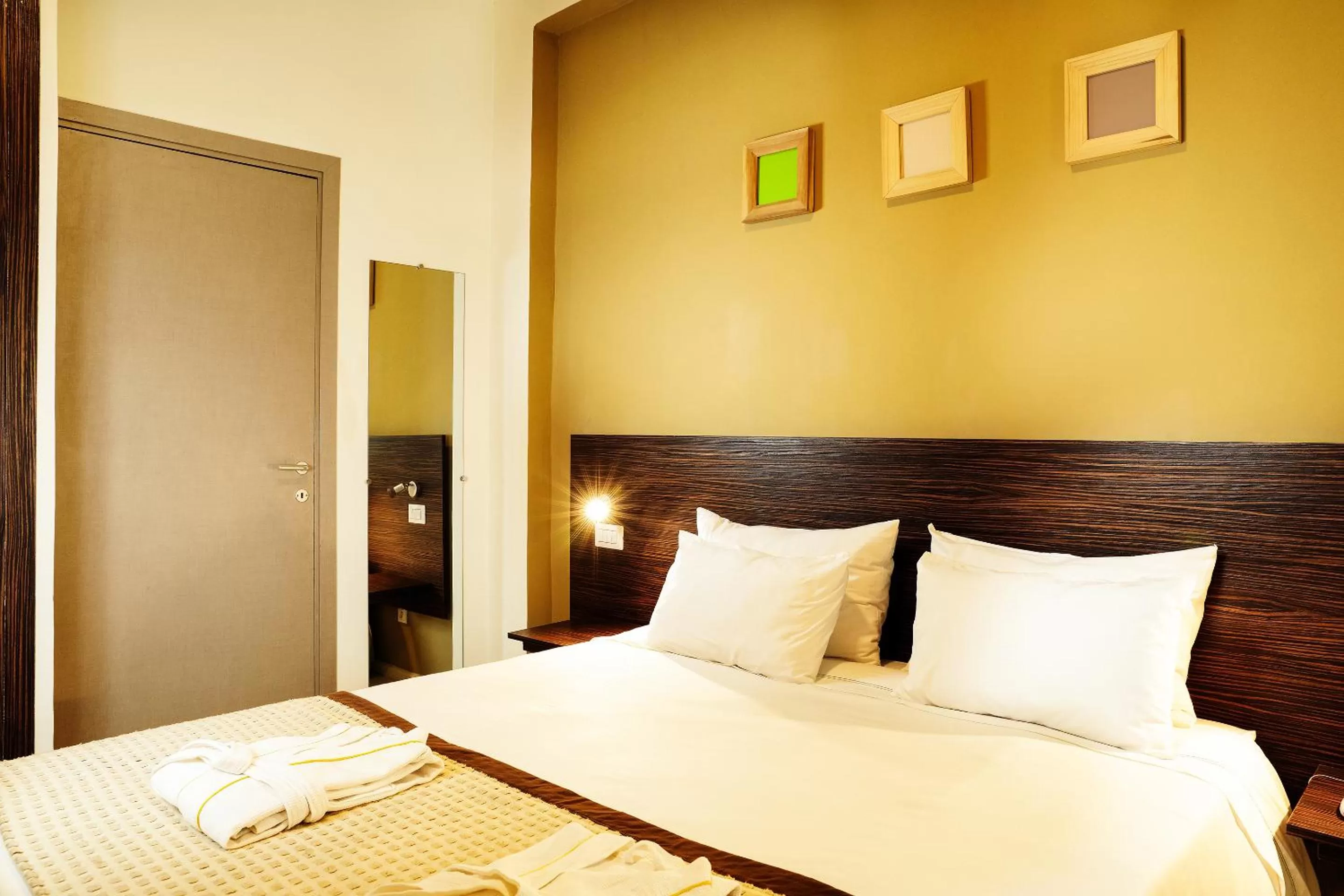 Deluxe Suite in Hotel La Villette