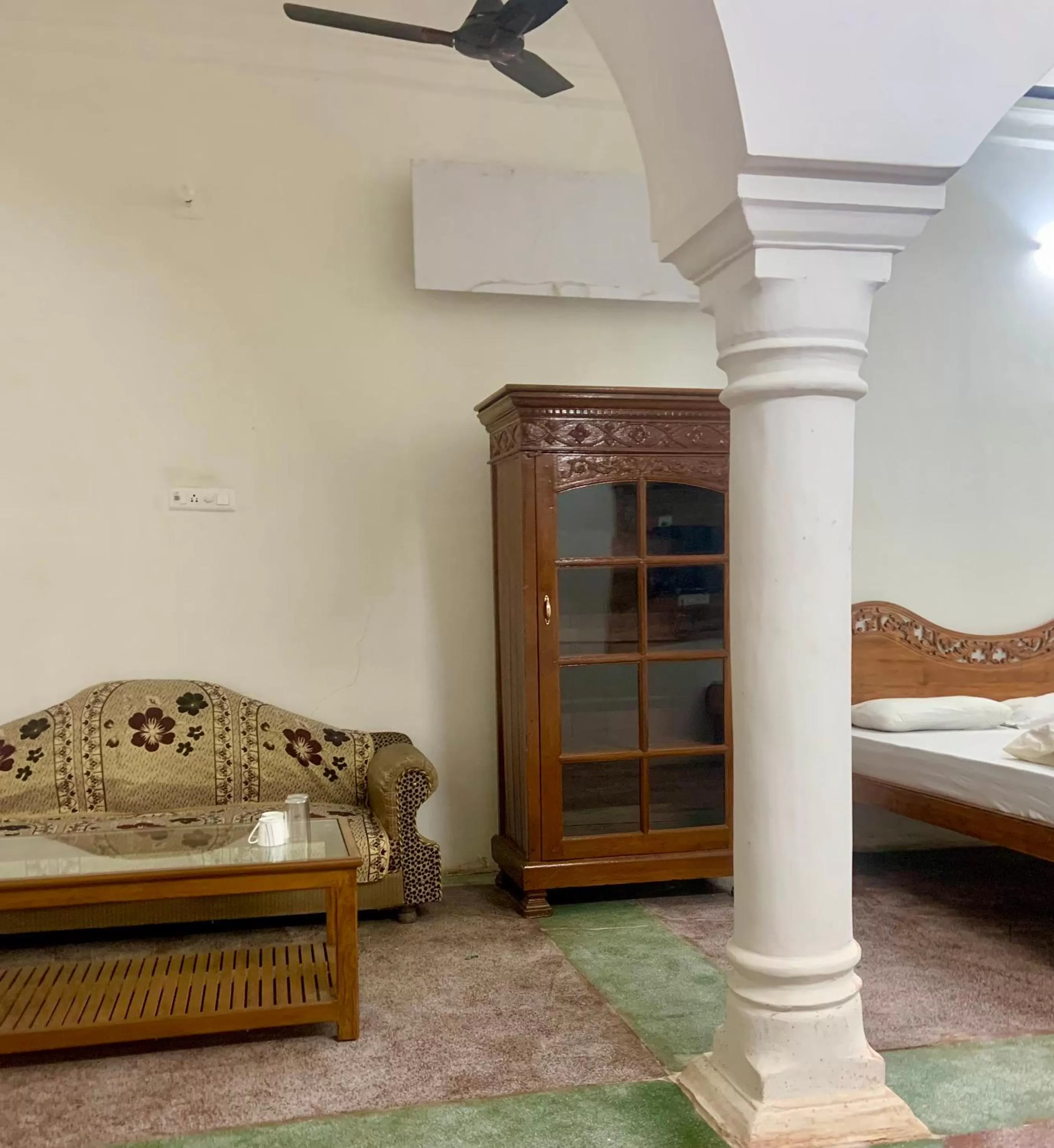 Classic Triple Room - single occupancy in Hotel Swagatam