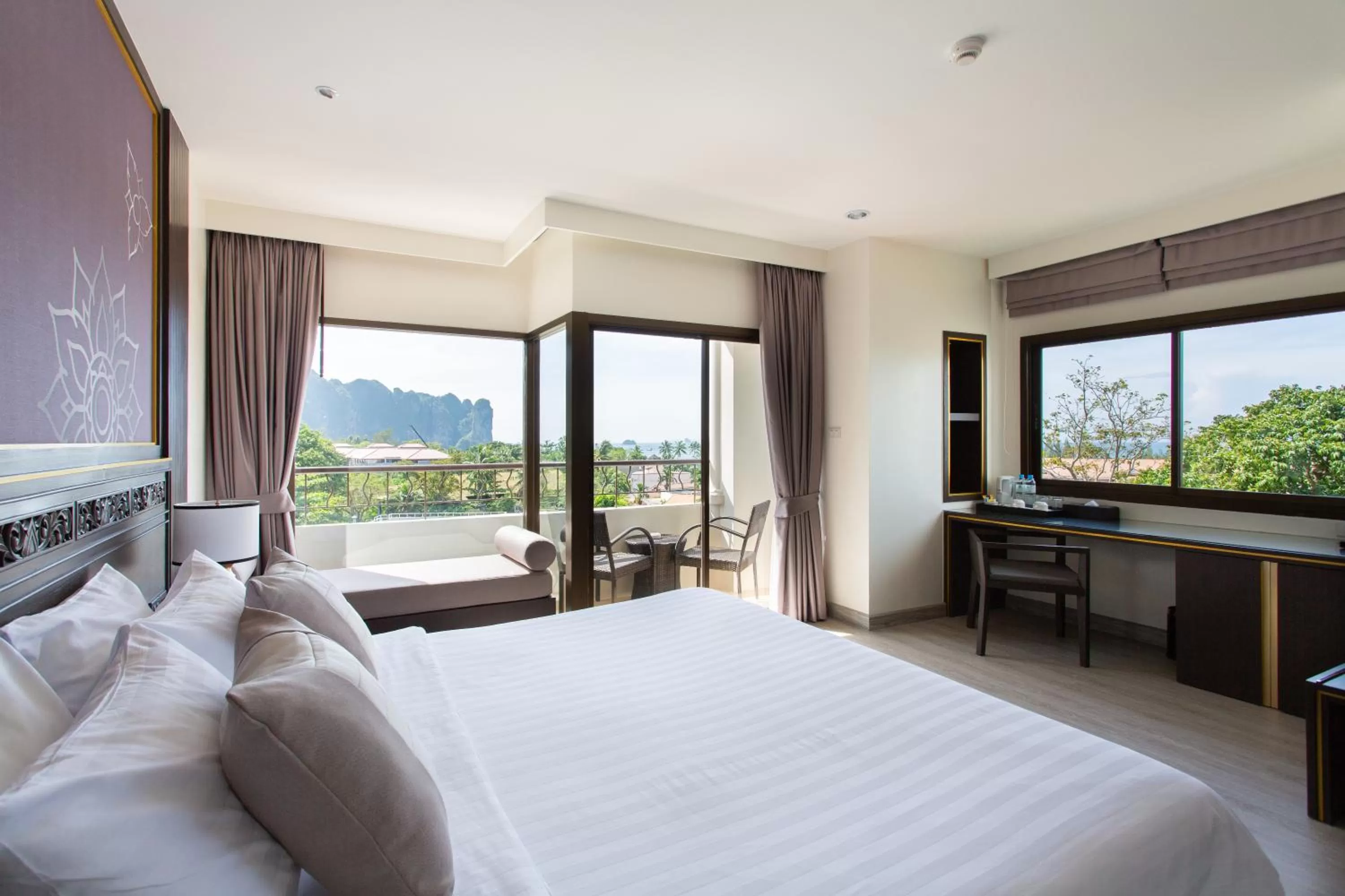 Deluxe Double Room with Sea View in Krabi Heritage Hotel