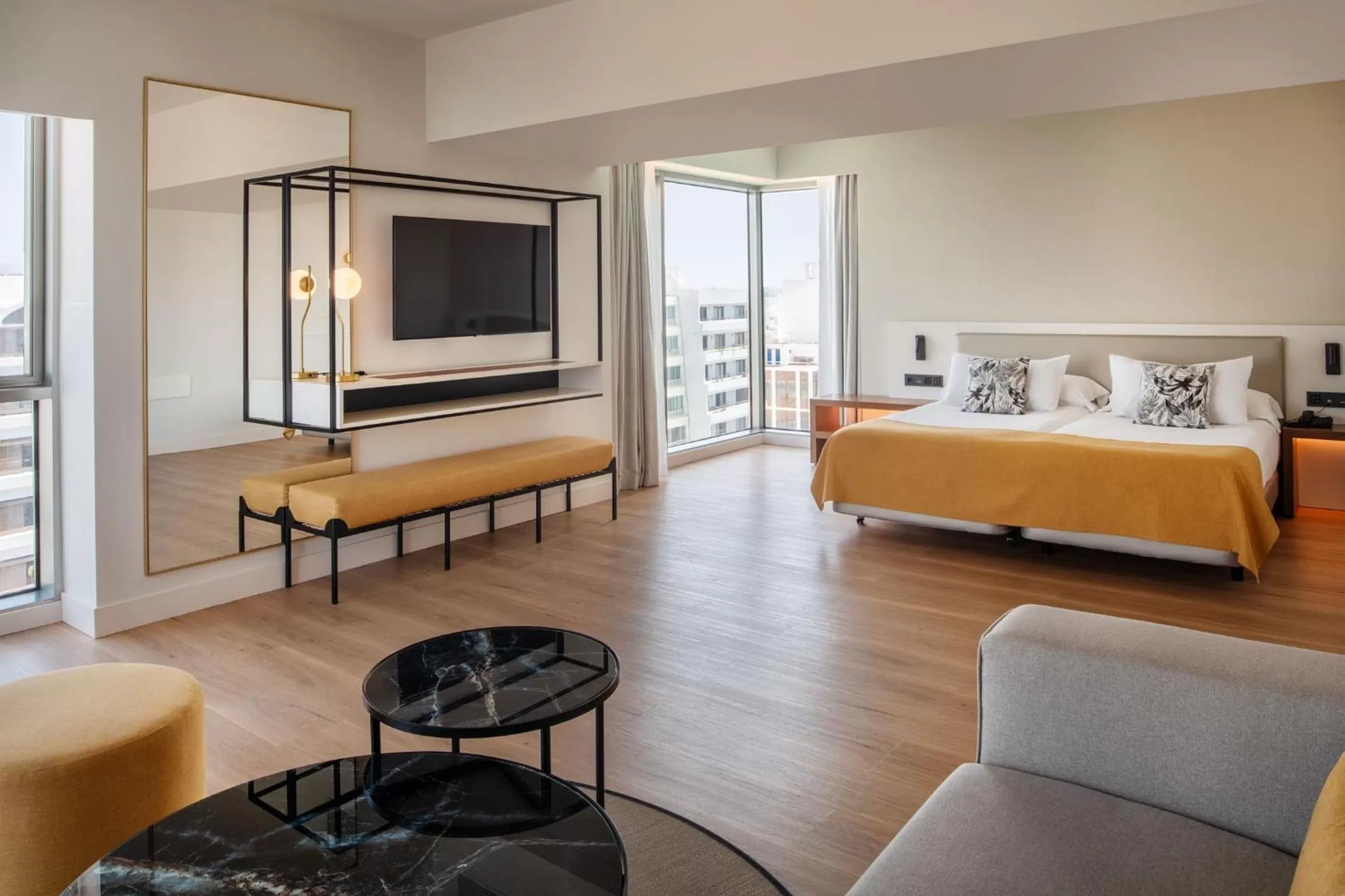 Suite with City View in Arrecife Gran Hotel & Spa