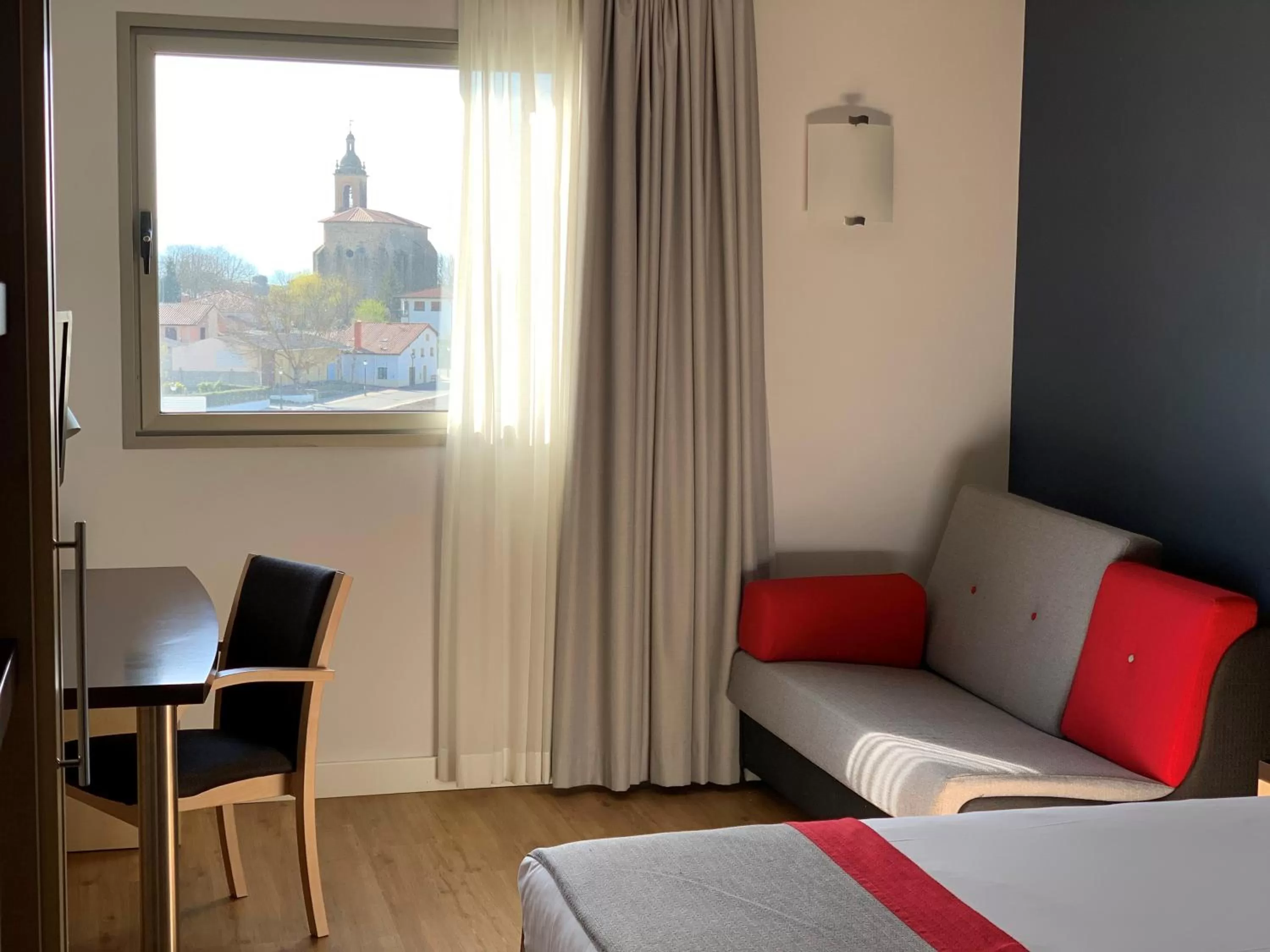 Standard Room with Free Breakfast in Holiday Inn Express Vitoria by IHG