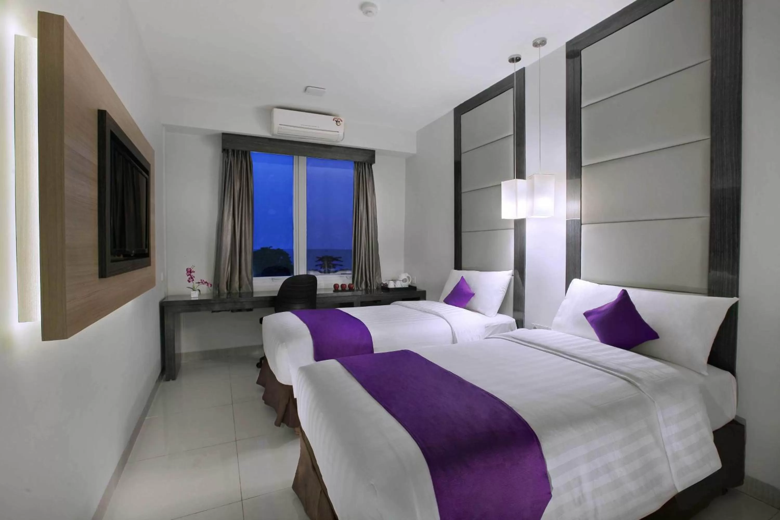 Superior Double or Twin Room in Quest Hotel Balikpapan by ASTON