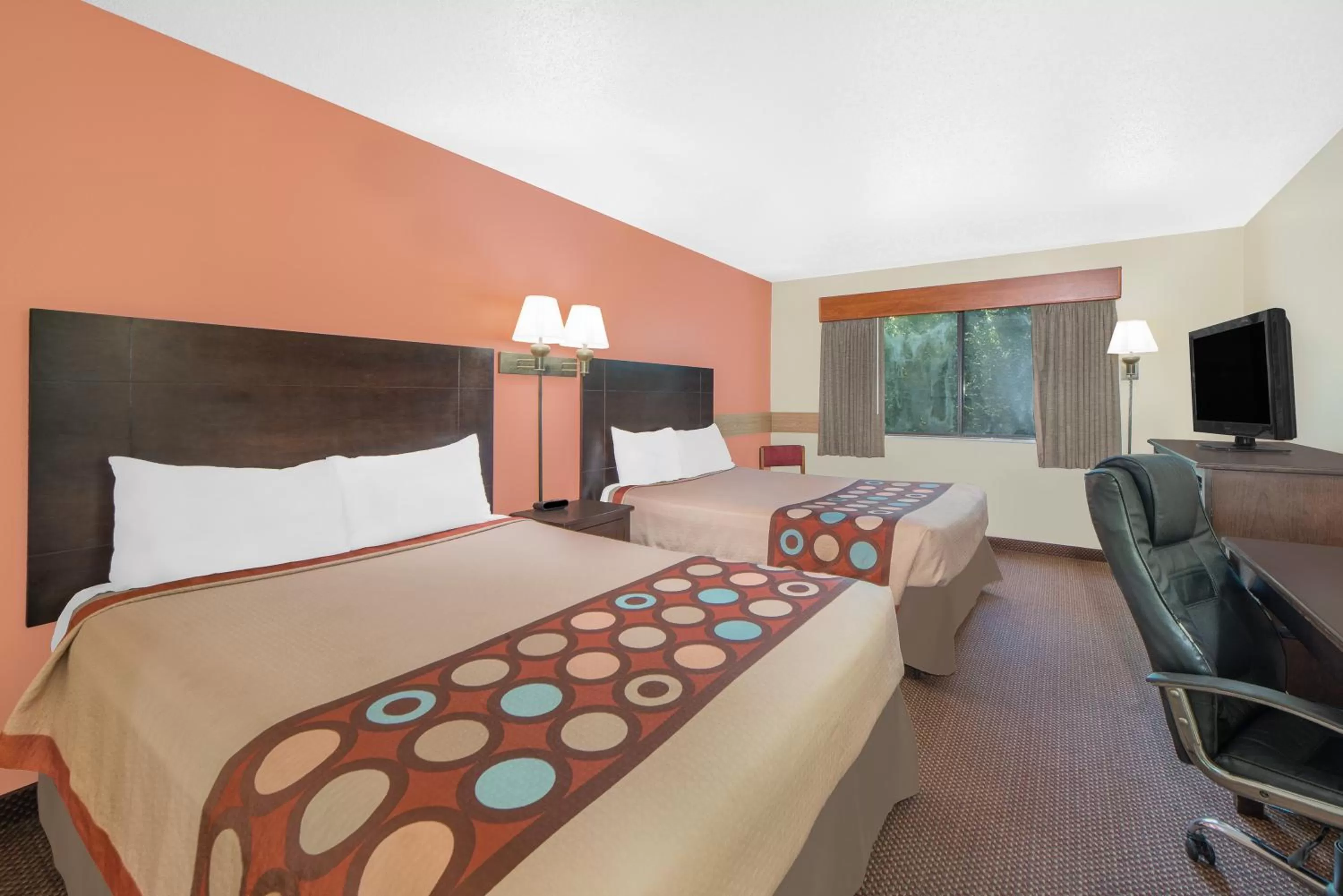 Queen Room with Two Queen Beds -  Smoking in Super 8 by Wyndham Ottumwa