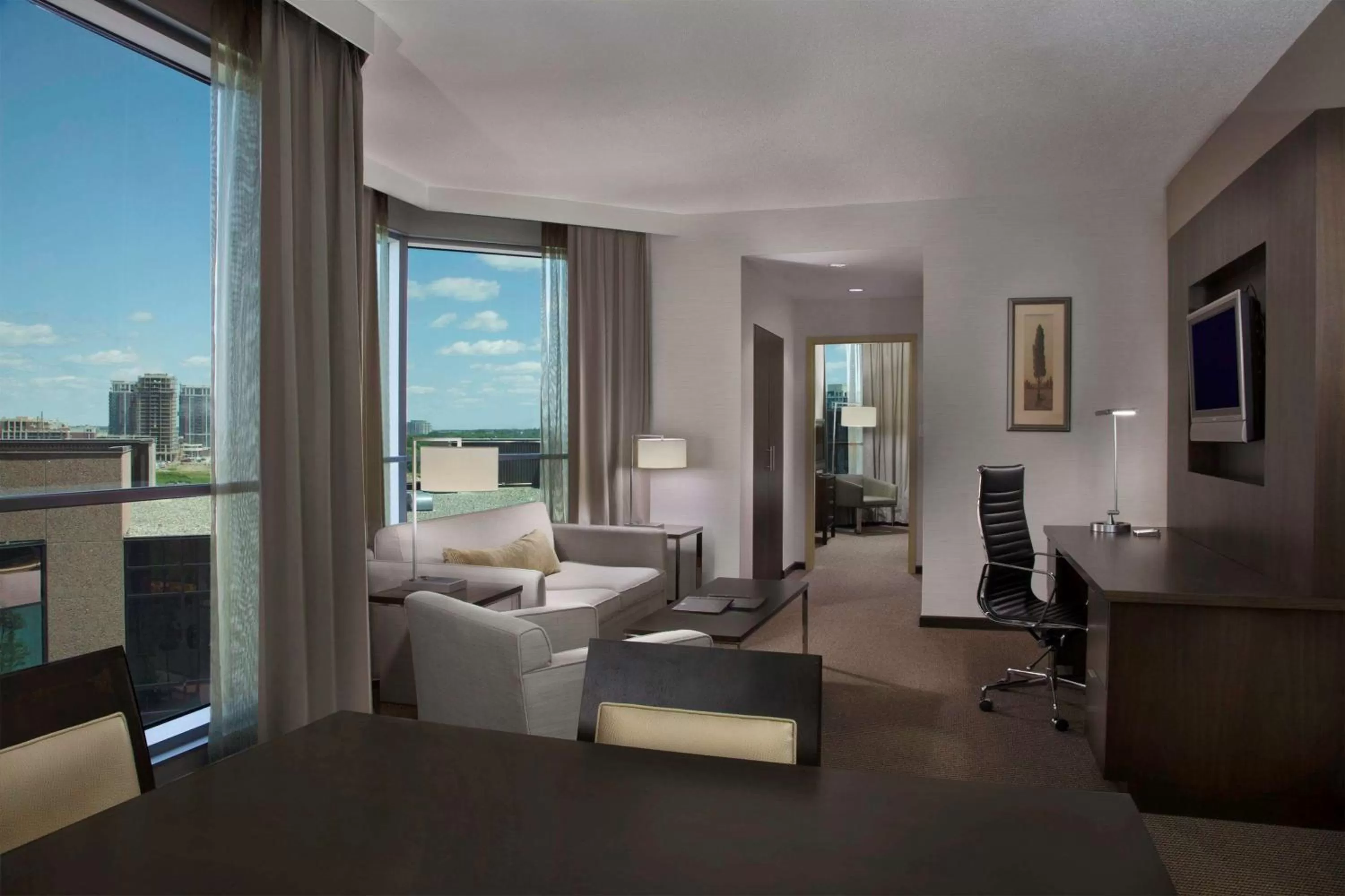 One-Bedroom Corner Suite with Two Double Beds in Hilton Suites Toronto-Markham Conference Centre & Spa