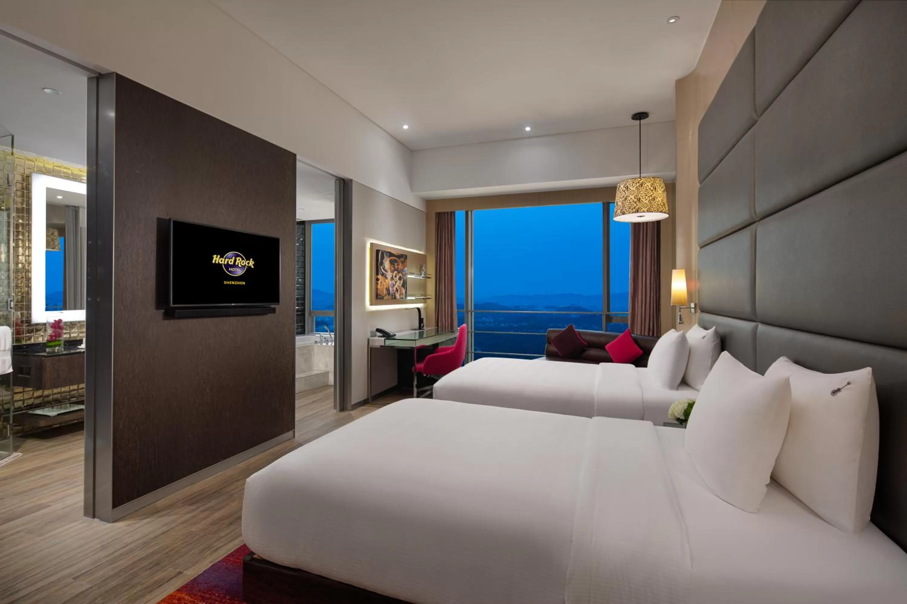 Deluxe Double Room in Hard Rock Hotel Shenzhen