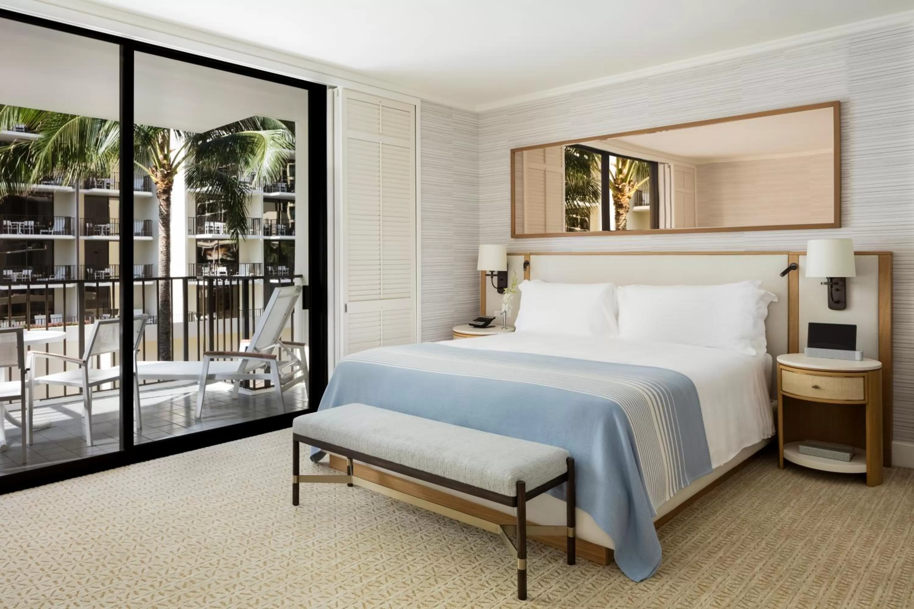 Partial Ocean View King in Halekulani - NO RESORT FEE