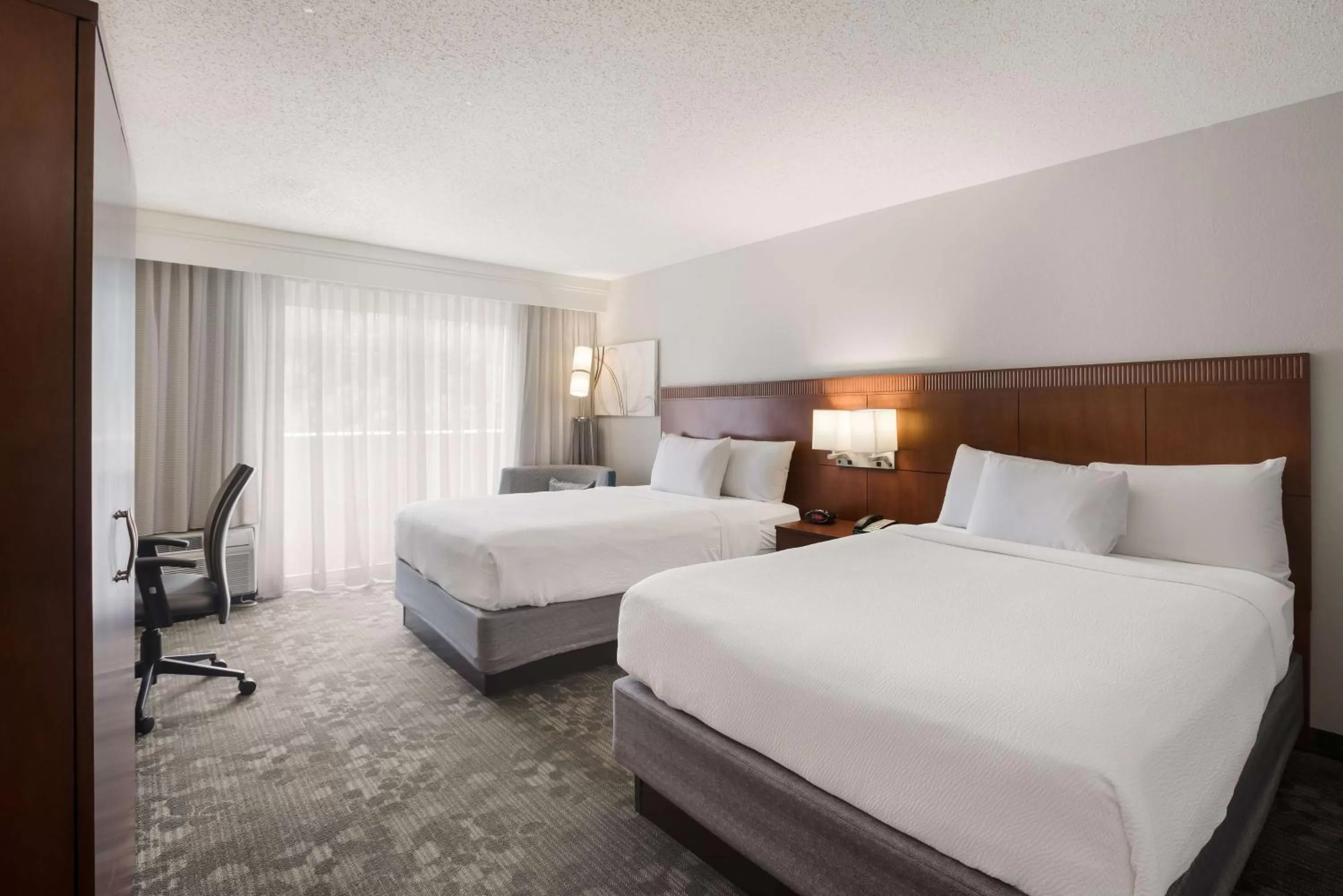 Deluxe Two Queens with Balcony in Sonesta Select Atlanta Midtown Georgia Tech