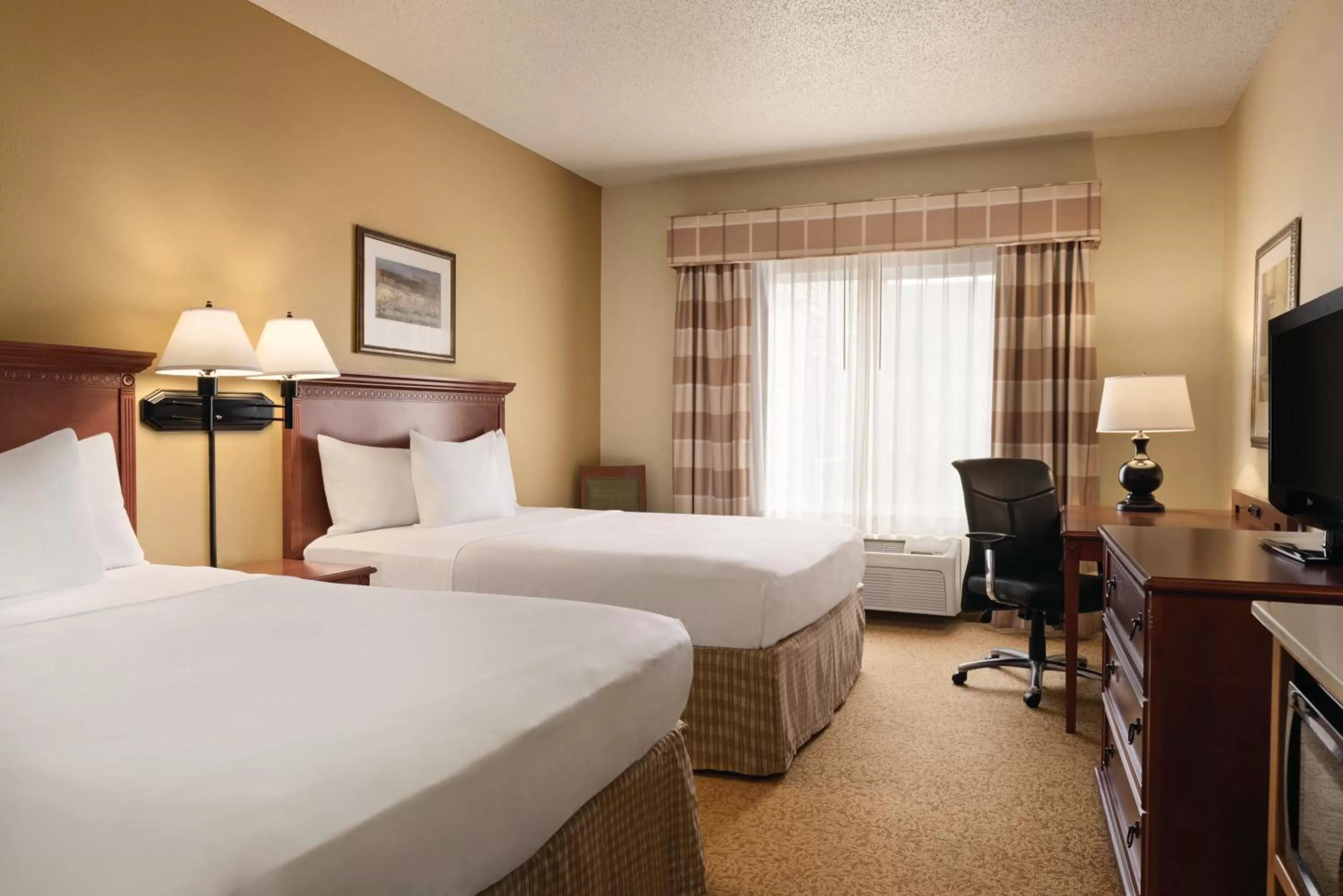 Double Room in Country Inn & Suites by Radisson, Mankato Hotel and Conference Center, MN